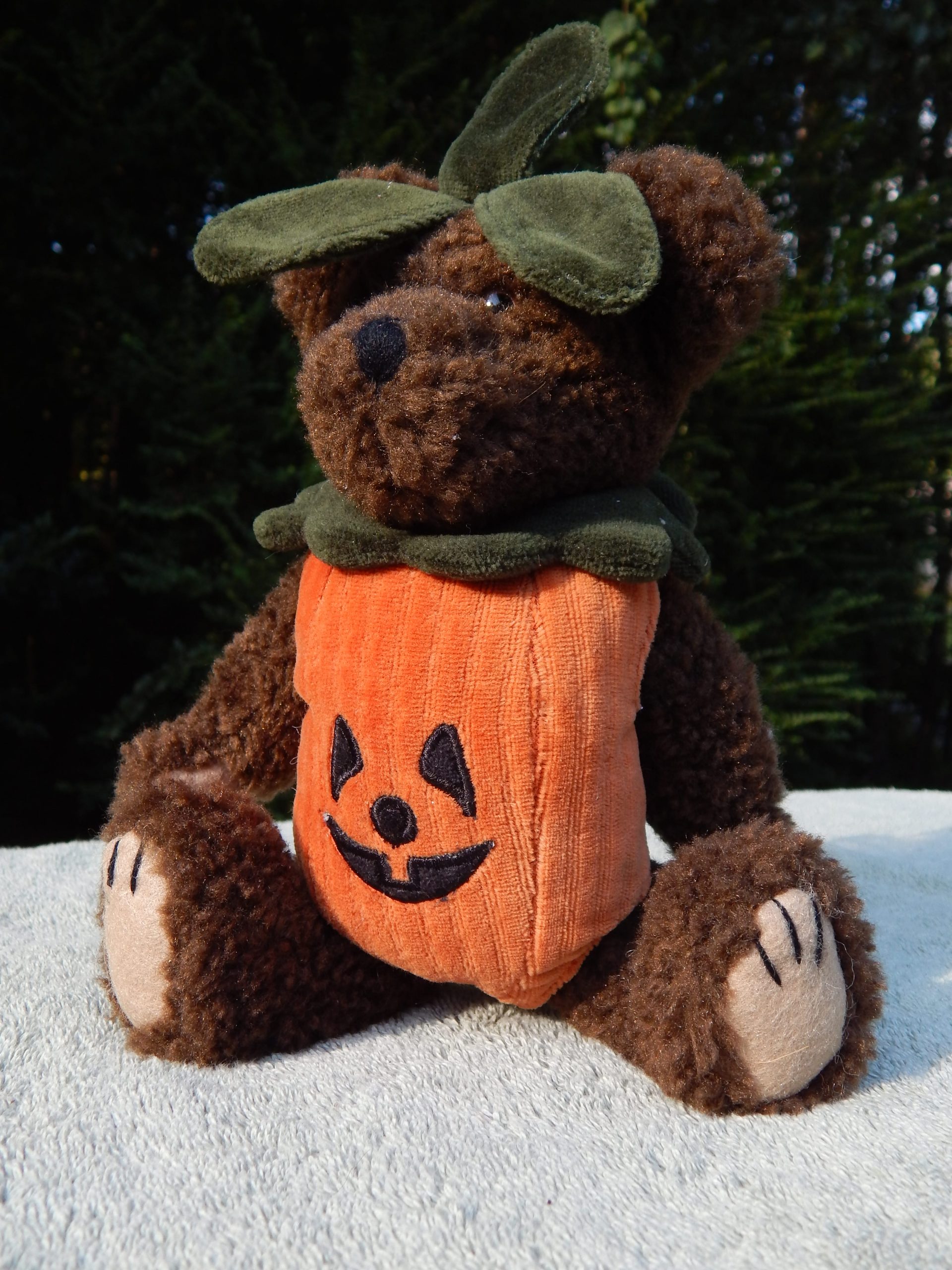Vintage The Boyds Collection Halloween Pumpkin Jack-O-Lantern Plush Bear - Image 3