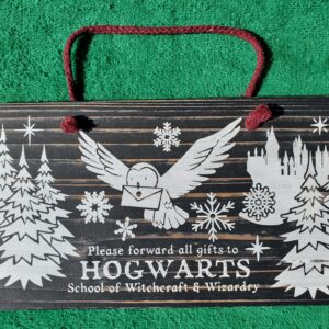 Harry Potter Wizarding World Wood Sign  - Owl Hedwig
