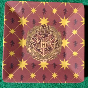 Harry Potter Wizarding World “Hogwarts For The Holidays” Plate