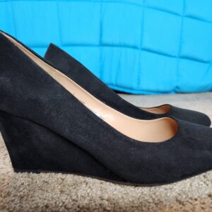 Women's Size 7 Wedge Heel Shoes