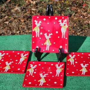 Set of Four Earthenware Christmas Reindeer in Scarves Desert Trays Plates
