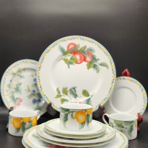 Setting of 3 Coventry Country Fruit Dinner & Salad Plates, Cups & Saucers