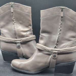 B Makowsky Gray Hudson Leather Boots - Women's 8