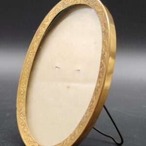 Vintage Mid-Century Gold Tone Oval Self-Standing Picture Frame