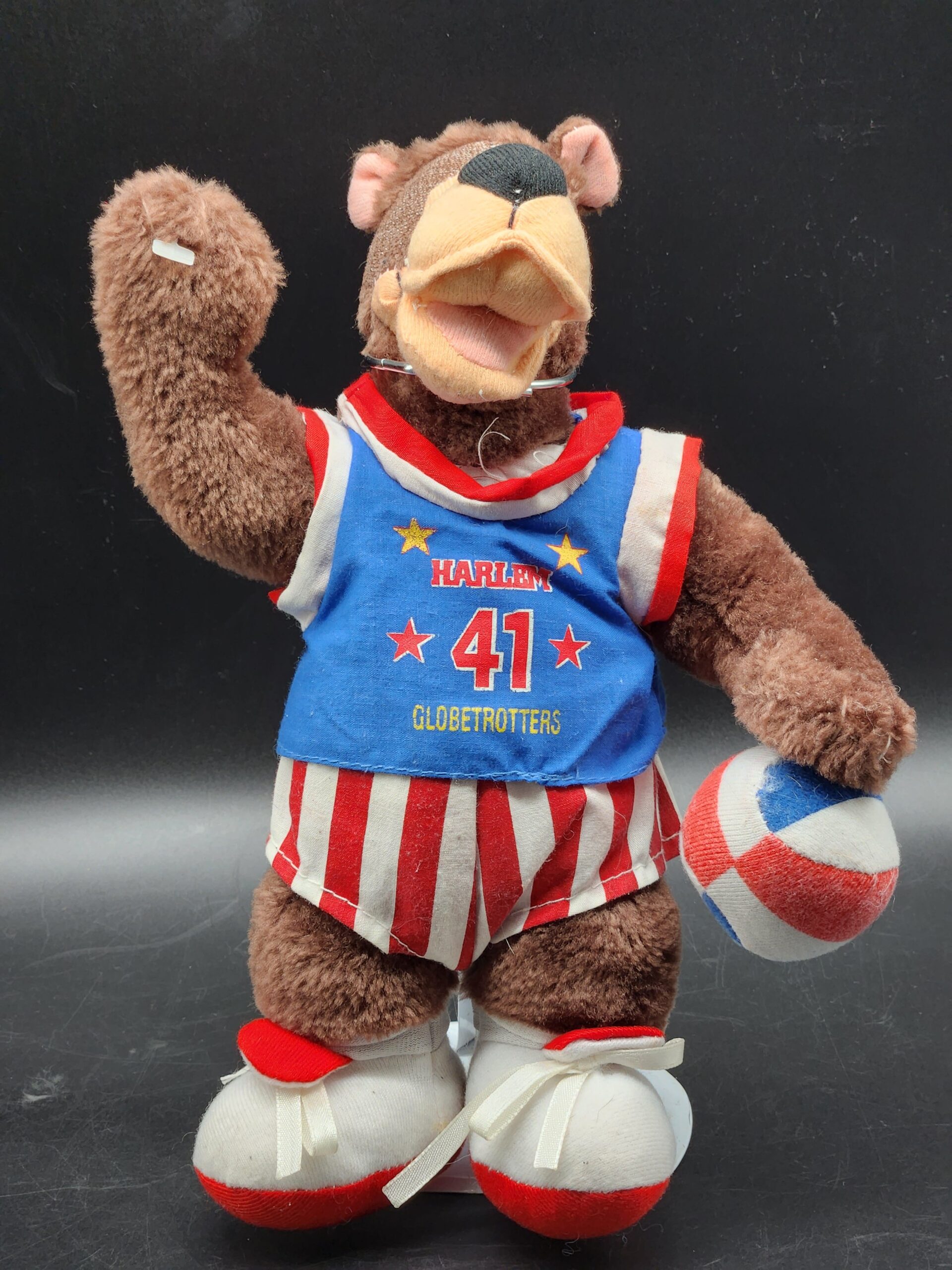 Harlem Globetrotters Vintage 1998 Mascot #41 Ball Stuffed Plush Bear – 11" - Image 4