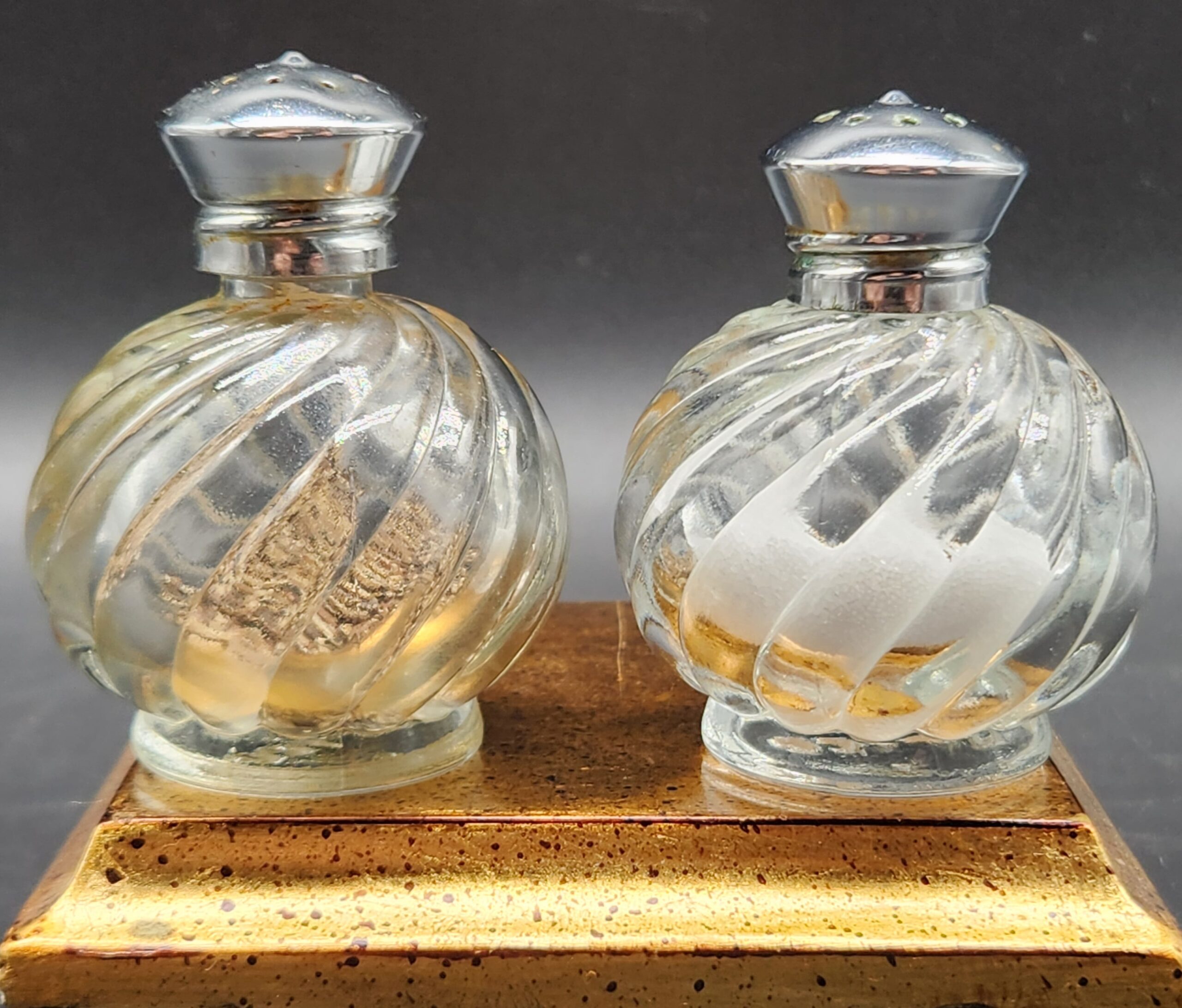 Irice Round Swirled Glass Globe Chrome Top Salt & Pepper Shakers - c. 1960s Vintage - Image 2