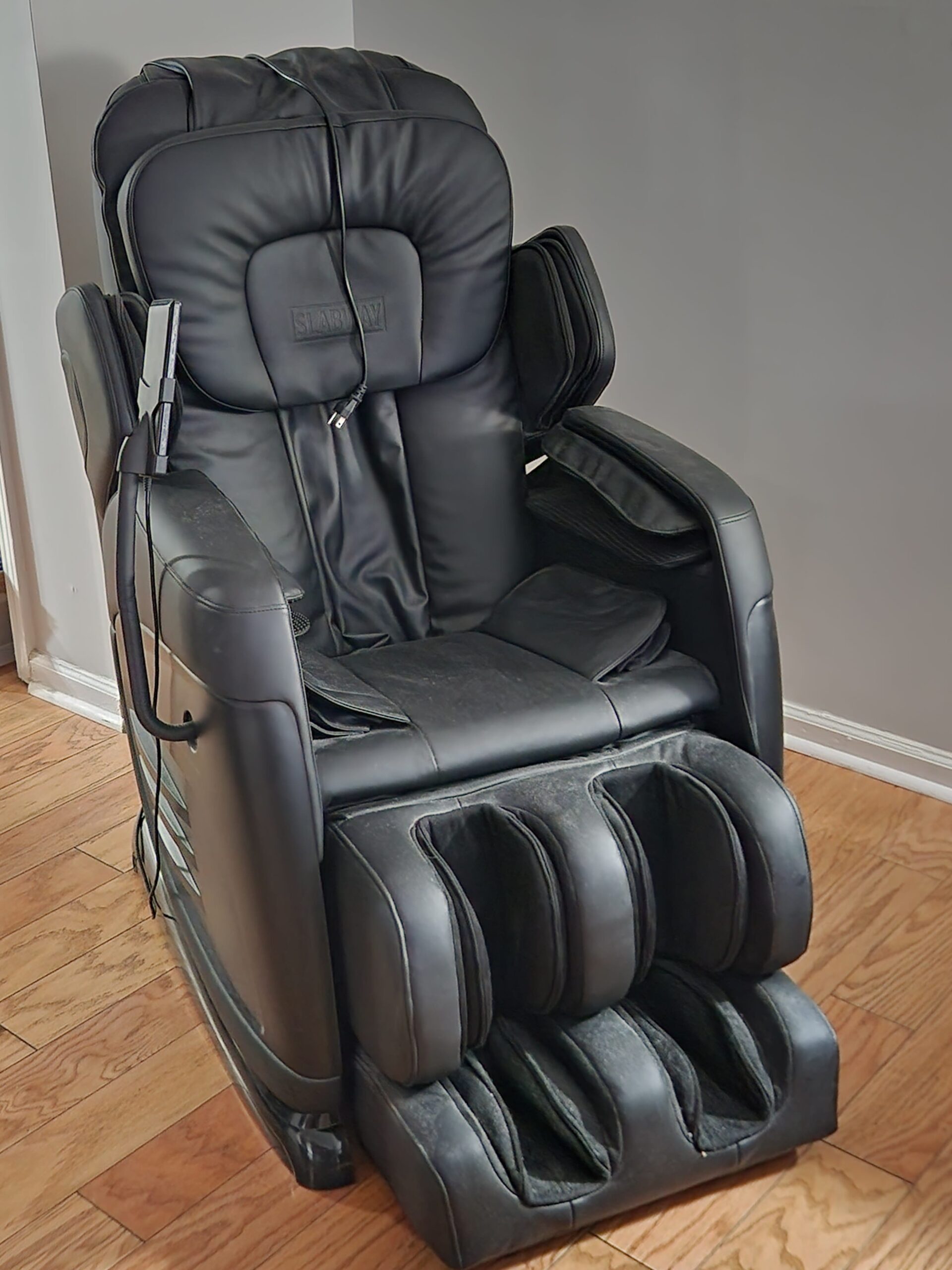 Slabway Slab-1 Reclining Shiatsu Massage Chair - Image 14