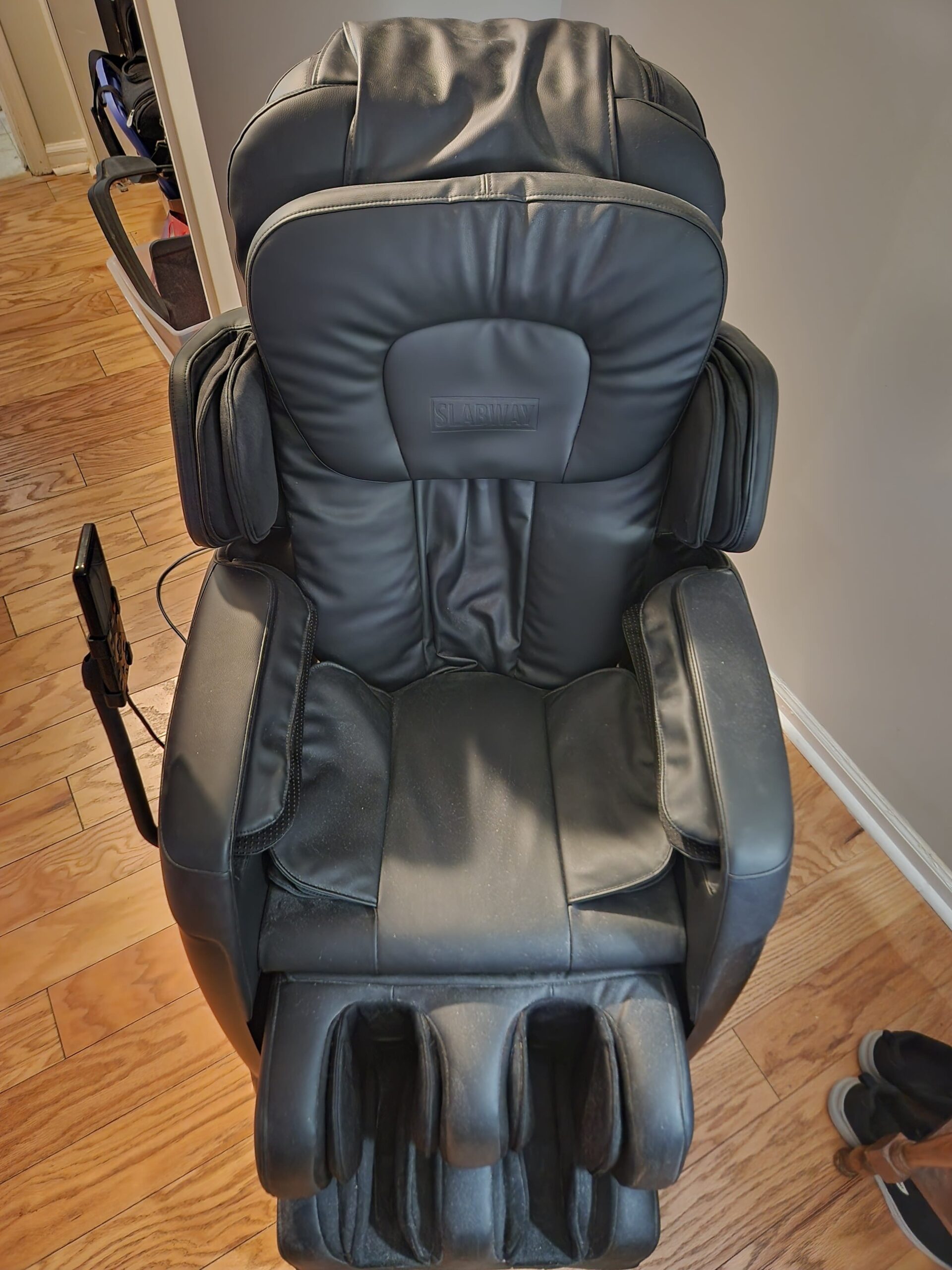 Slabway Slab-1 Reclining Shiatsu Massage Chair - Image 5