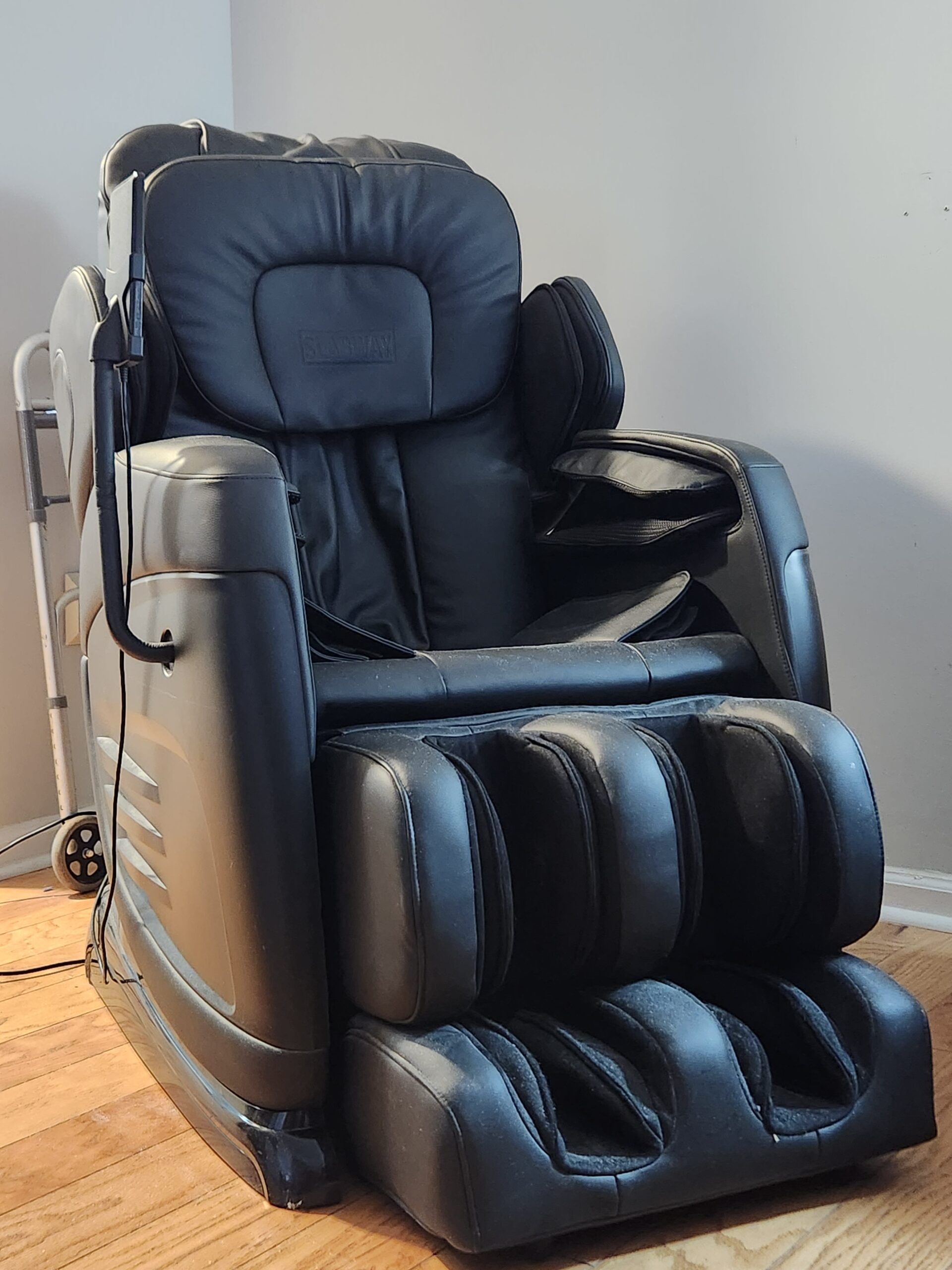 Slabway Slab-1 Reclining Shiatsu Massage Chair