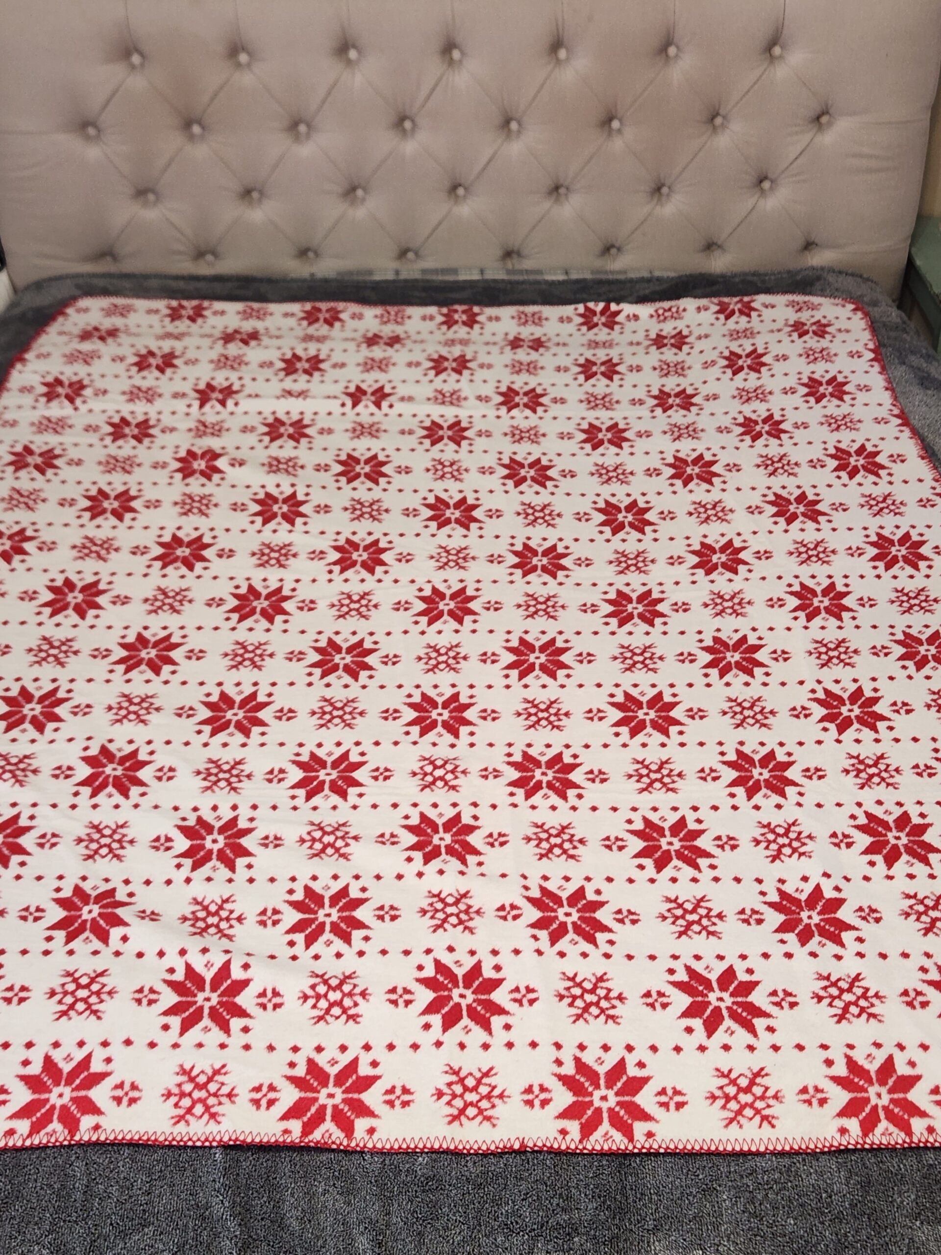 DOCOFIL Cotton Blend Reversible Christmas Winter Throw Blanket Soft - Image 7