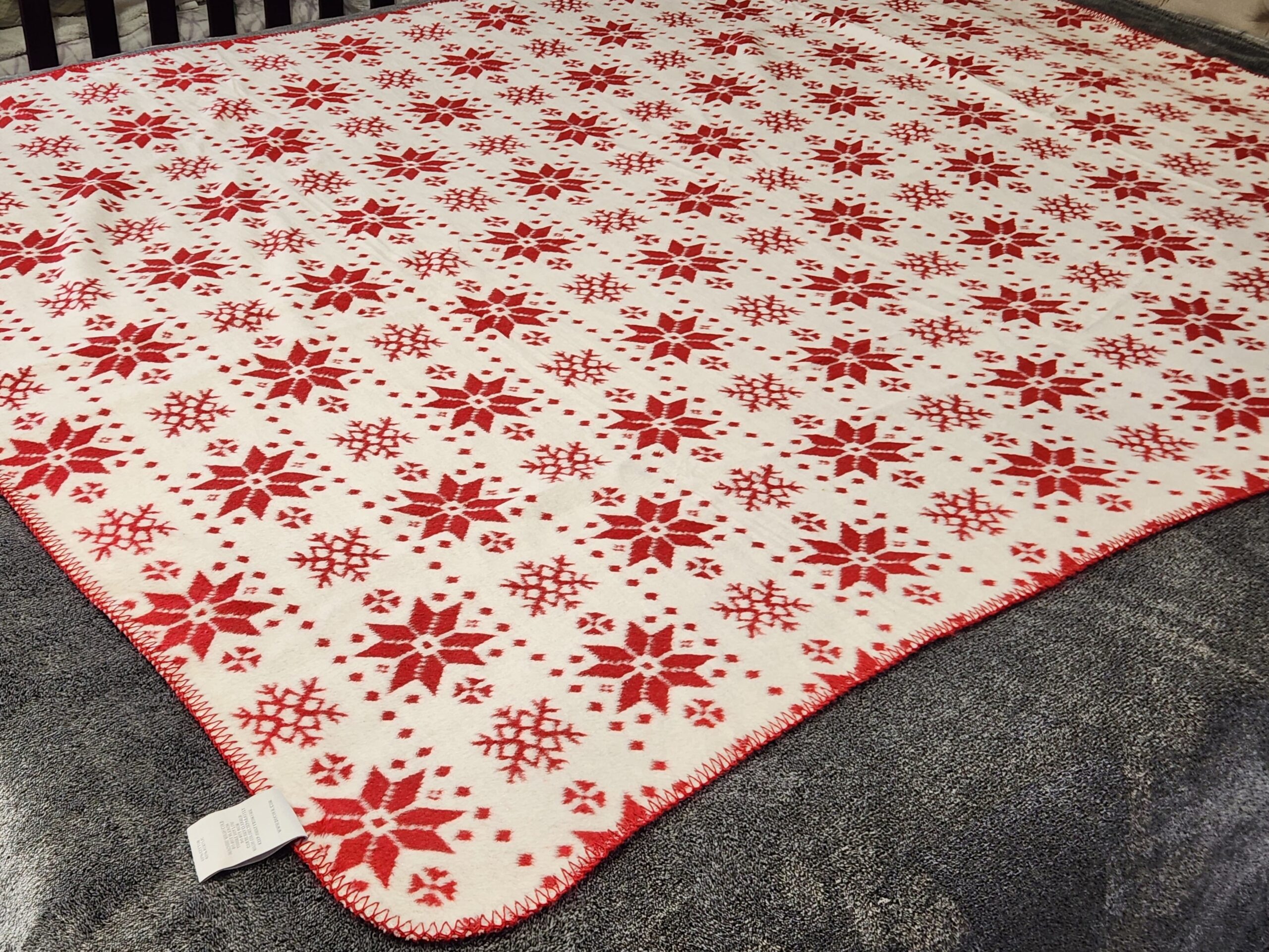 DOCOFIL Cotton Blend Reversible Christmas Winter Throw Blanket Soft - Image 2