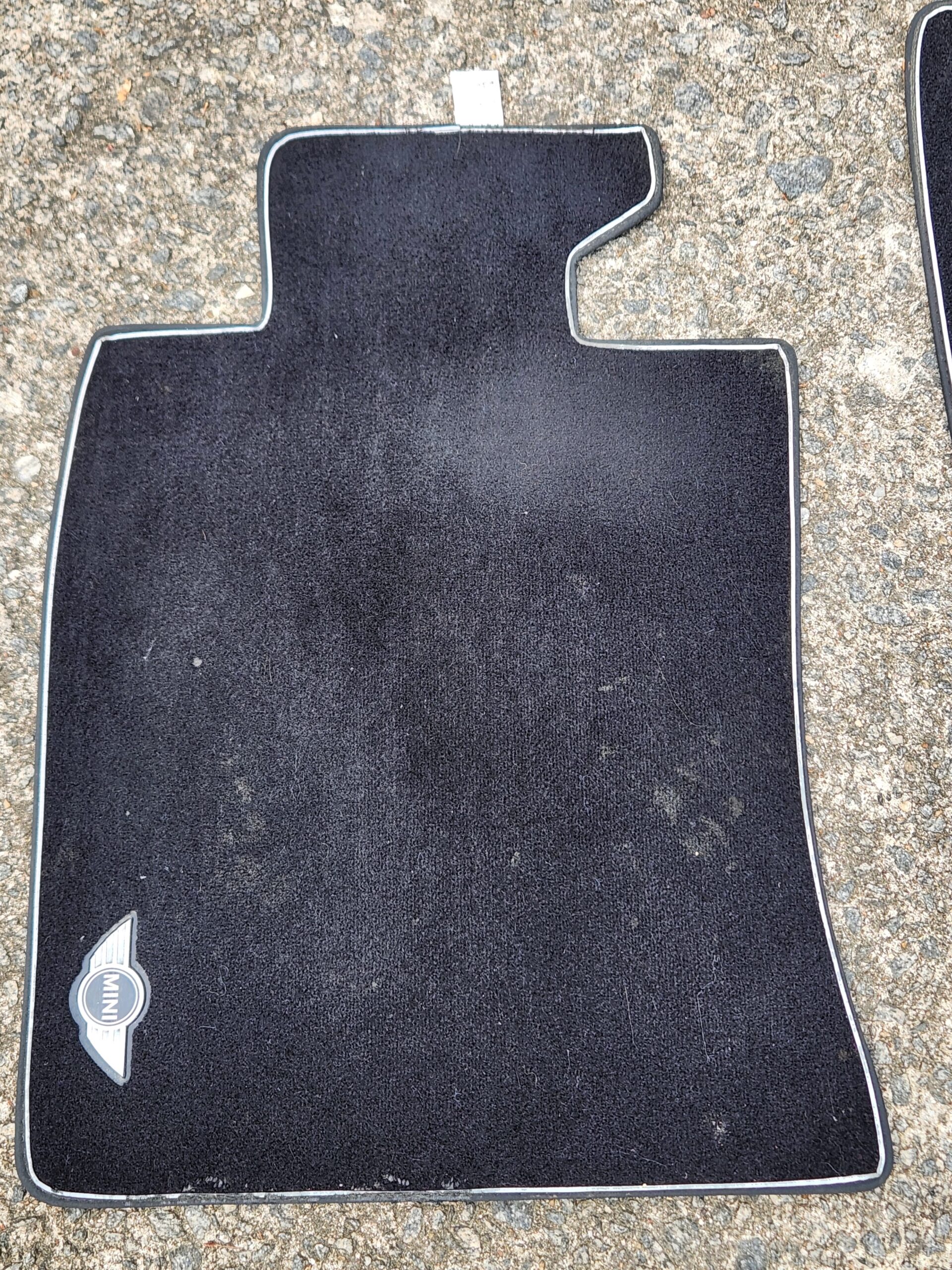 OEM BMW MINI Cooper R56 Carpeted Floor Mats - Full Set - Image 2