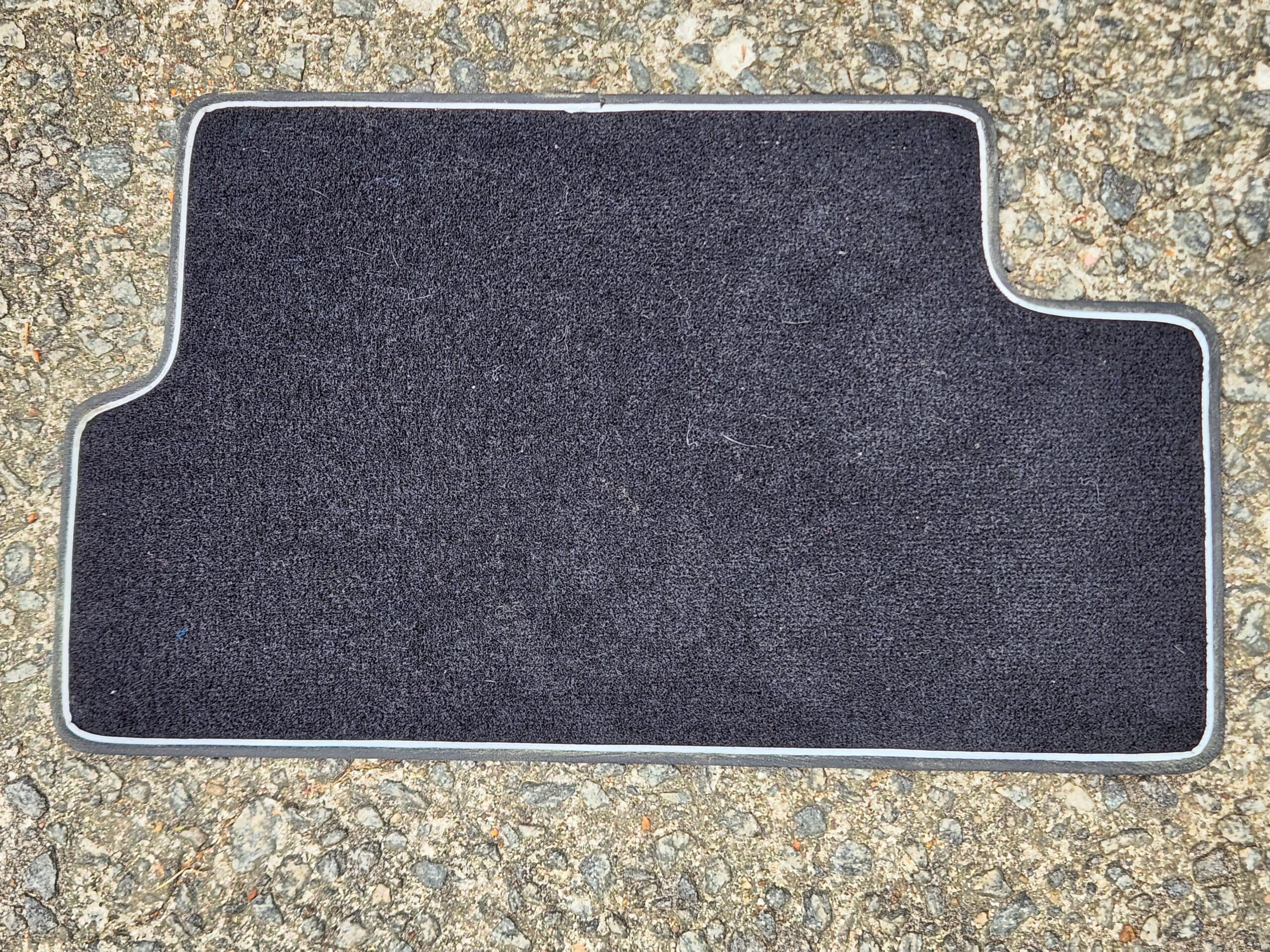 OEM BMW MINI Cooper R56 Carpeted Floor Mats - Full Set - Image 5
