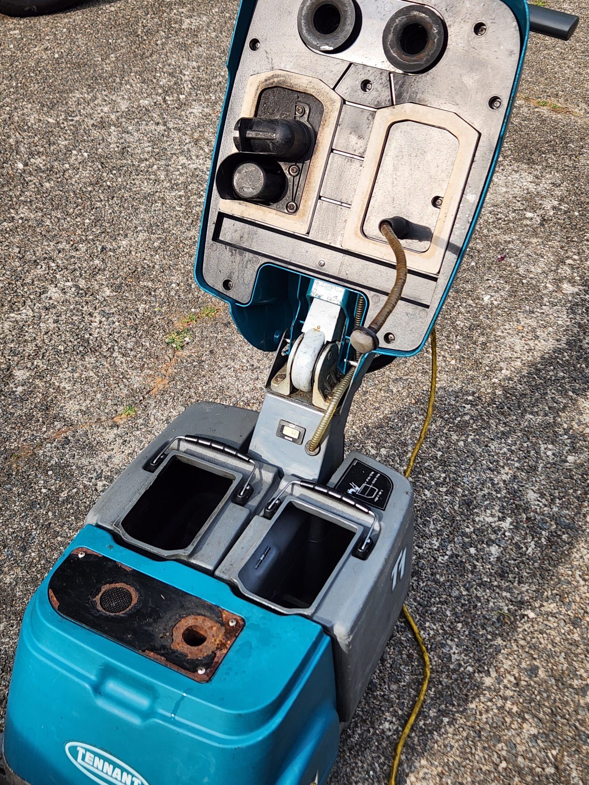 Tennant T1 Commercial Walk-Behind Floor Scrubber - Low Hours - Image 7