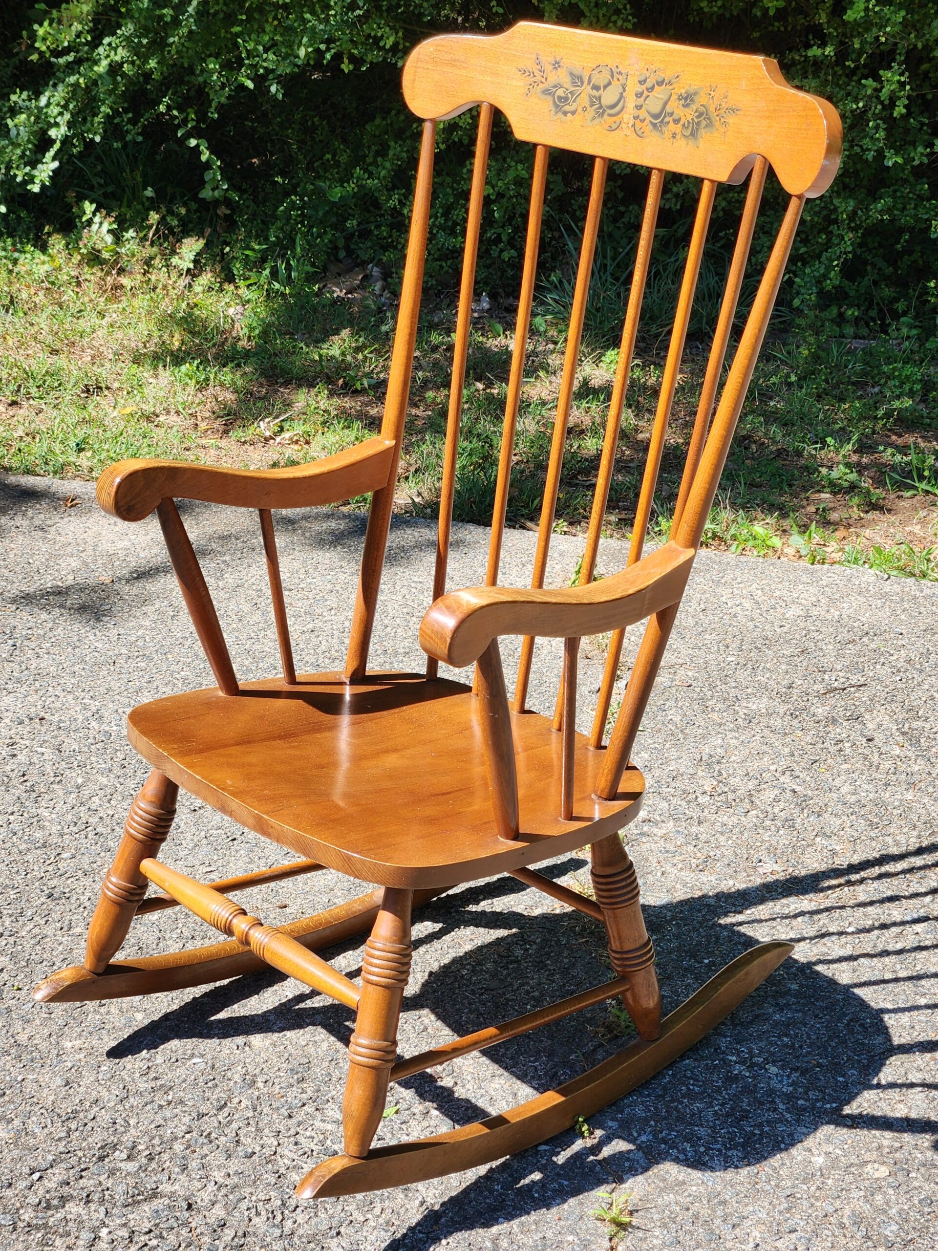 Spindleback Rocking Chair - Classic Vintage - Image 3