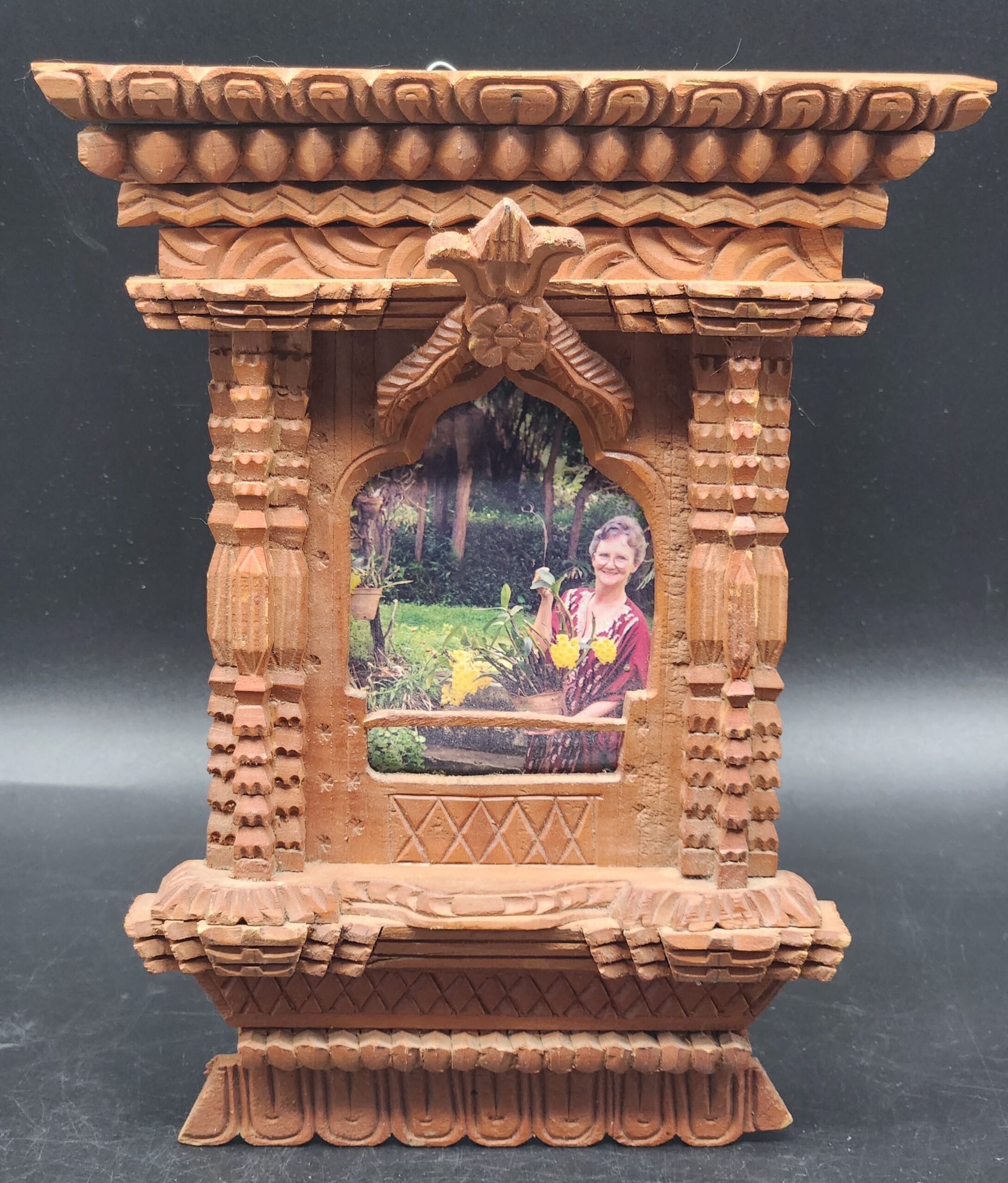 Mid-1900's Japanese Hand Carved Temple Picture Frame - Image 9