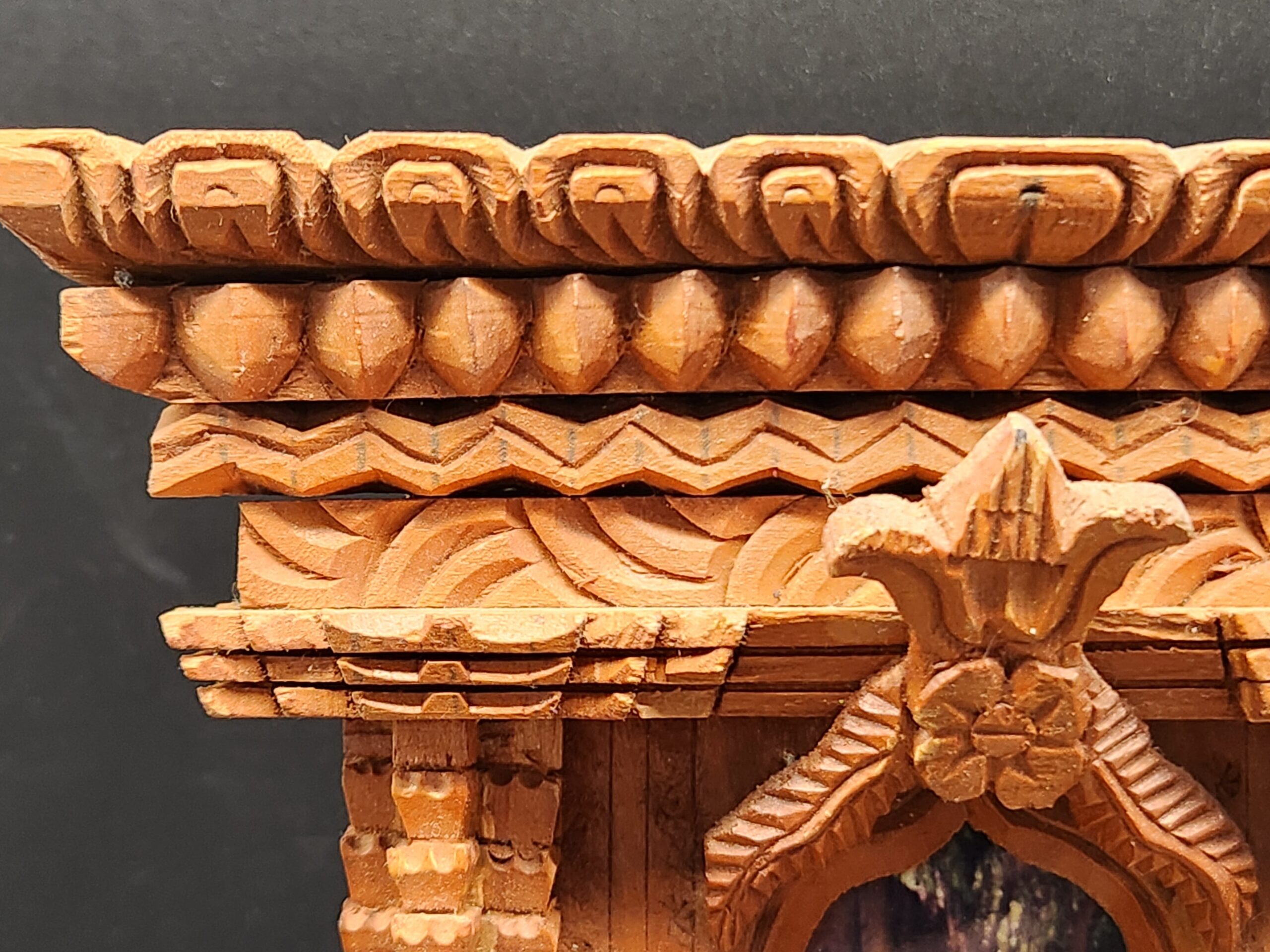 Mid-1900's Japanese Hand Carved Temple Picture Frame - Image 2