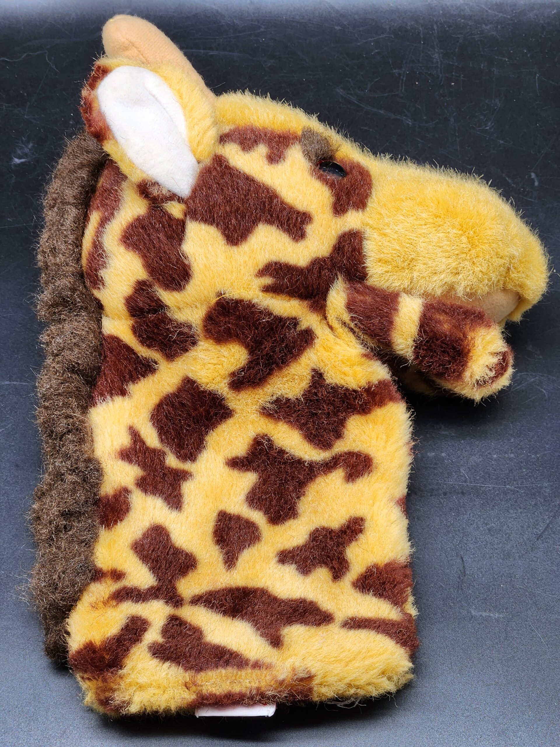 1990 Dakin Giraffe Hand Puppet - Image 2