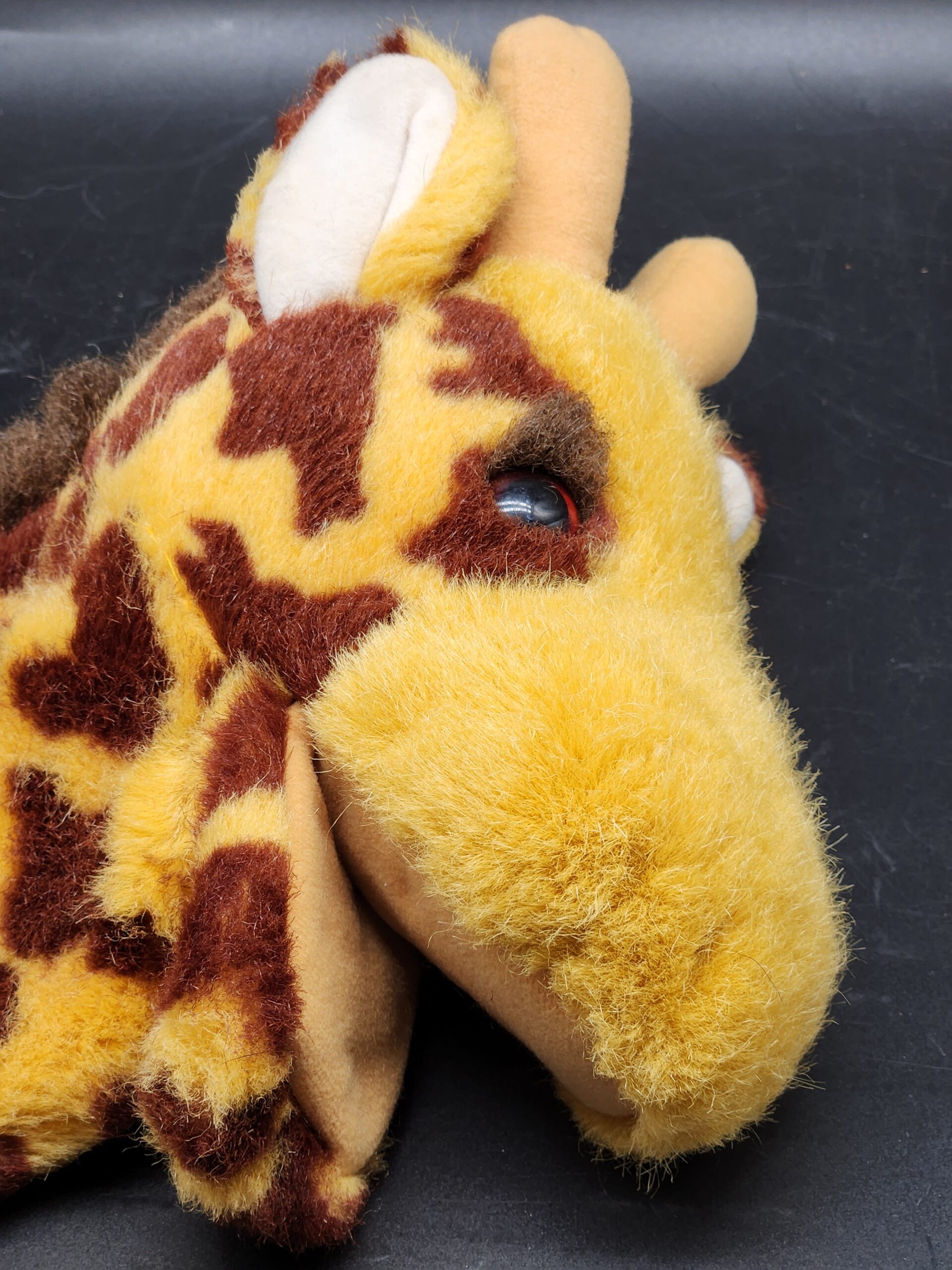 1990 Dakin Giraffe Hand Puppet - Image 3