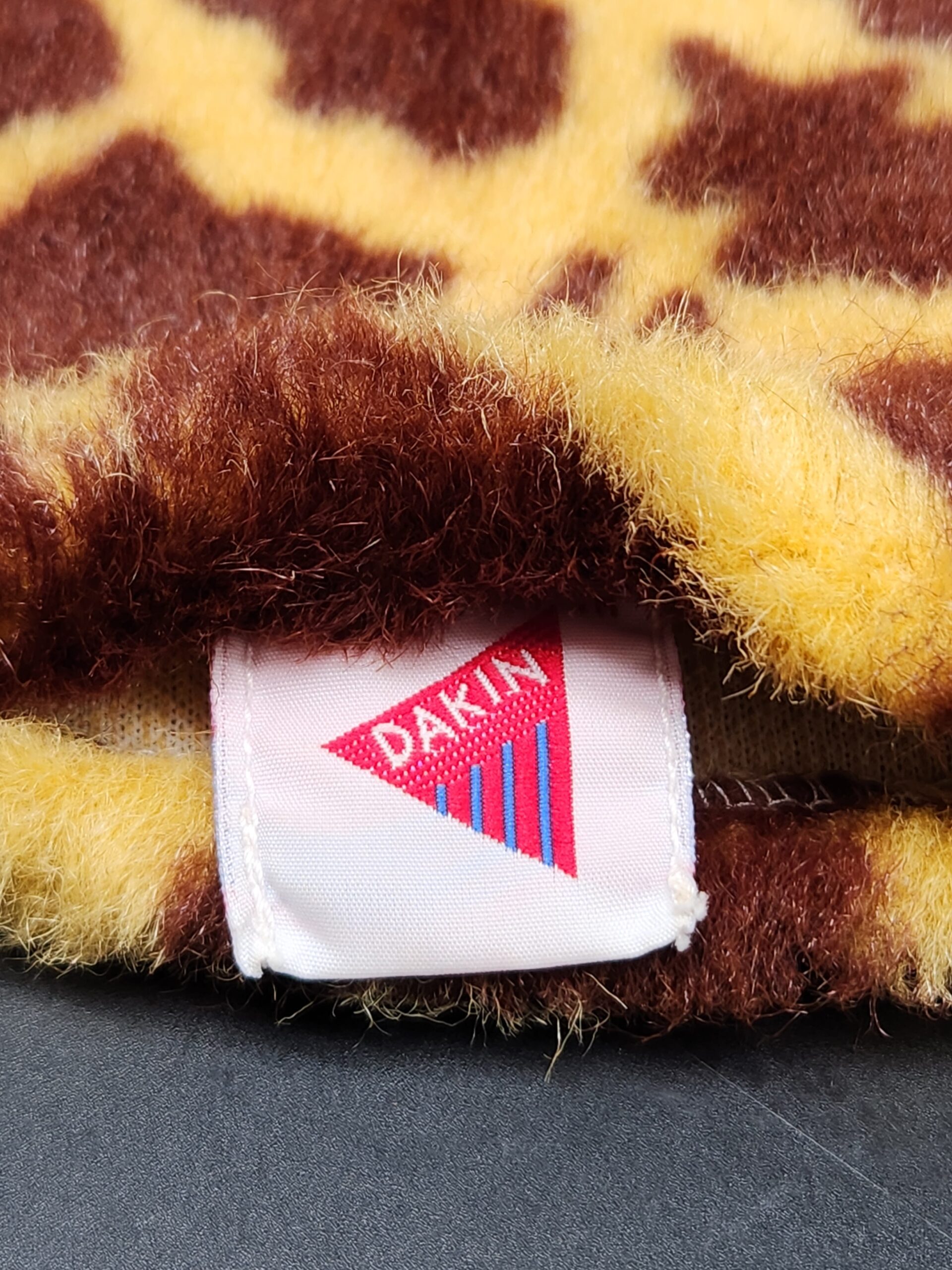 1990 Dakin Giraffe Hand Puppet - Image 7