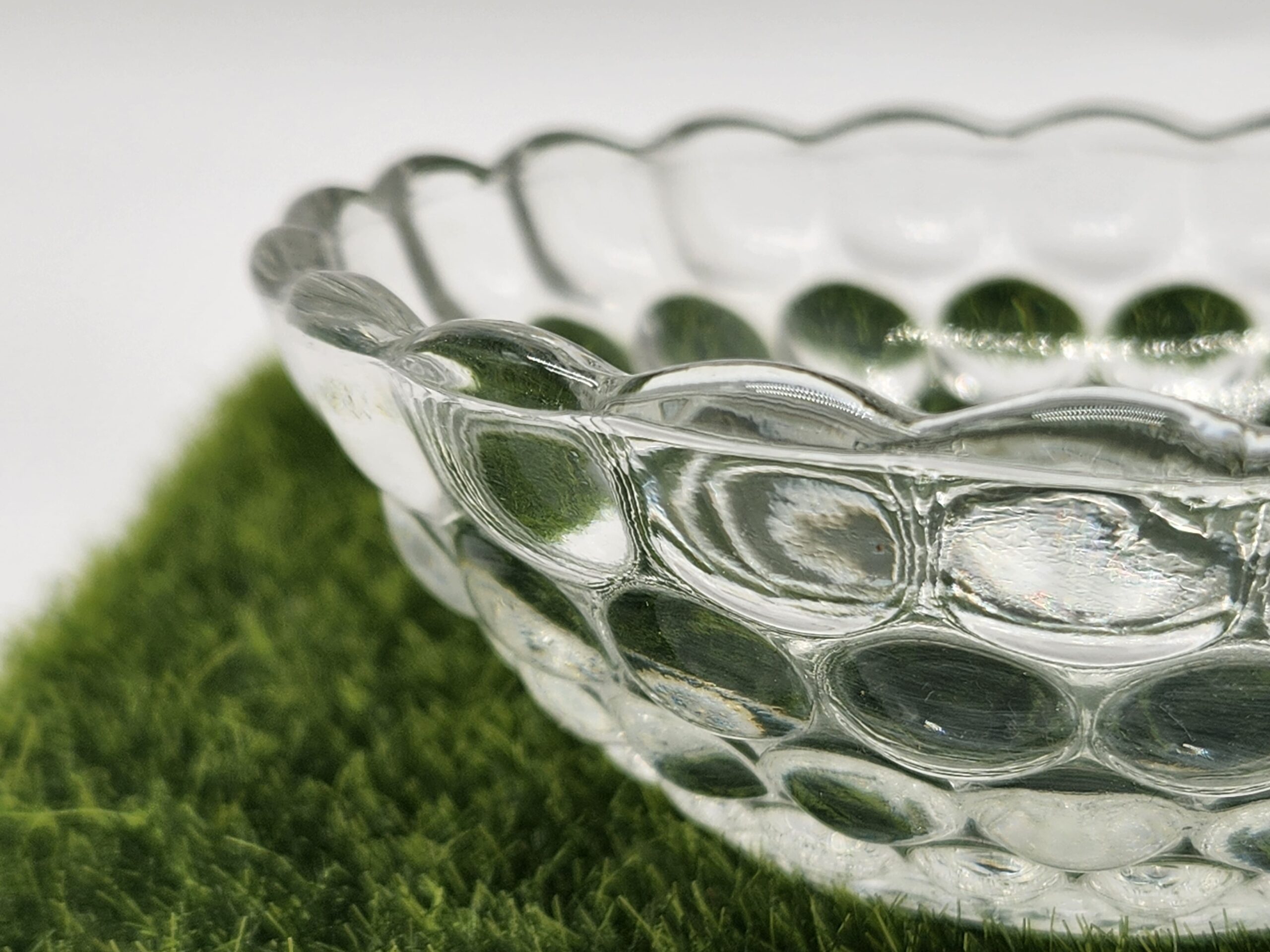 Anchor Hocking Bubble Glass Vintage Desert Bowl - Image 3