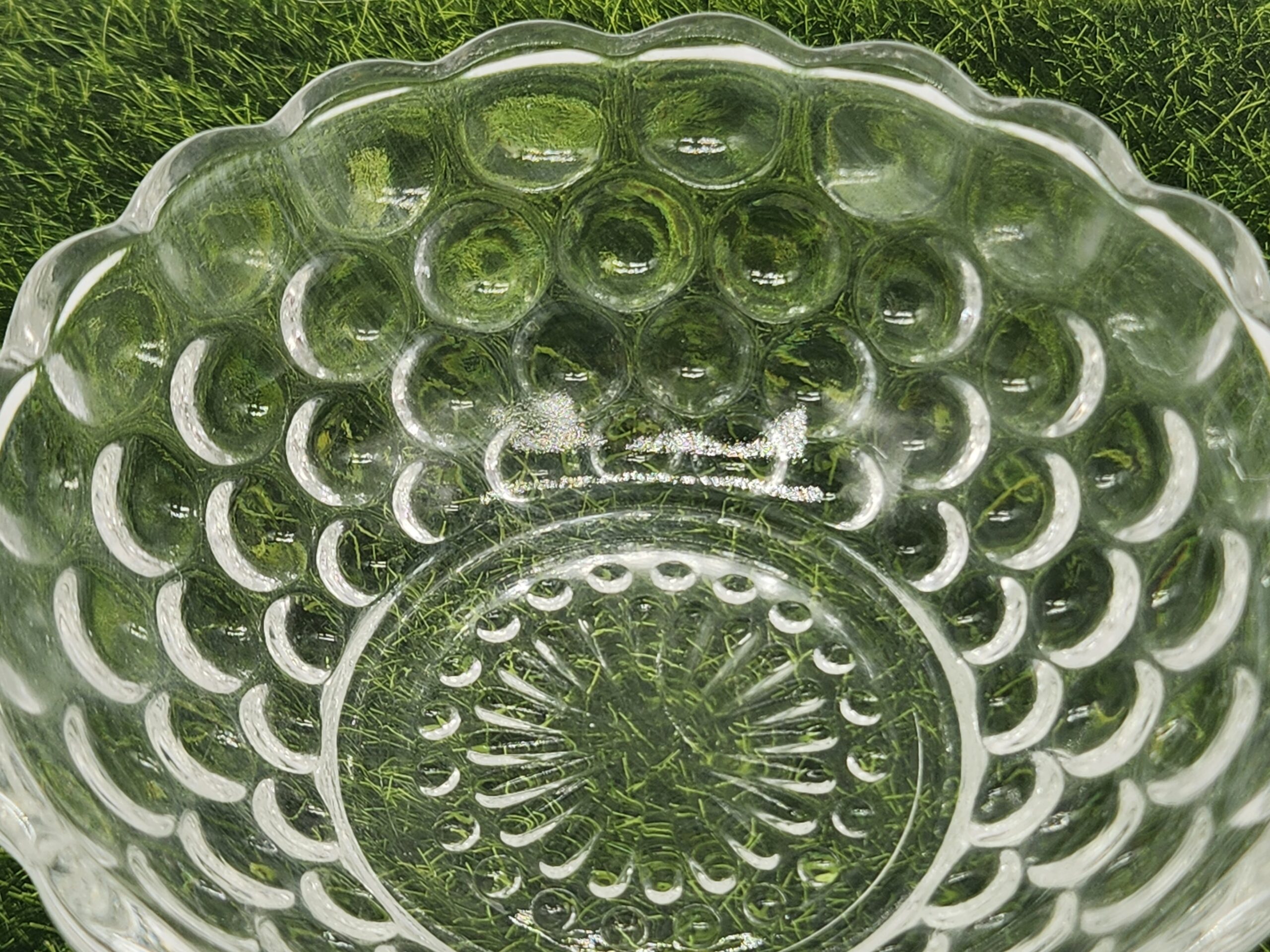 Anchor Hocking Bubble Glass Vintage Desert Bowl - Image 4