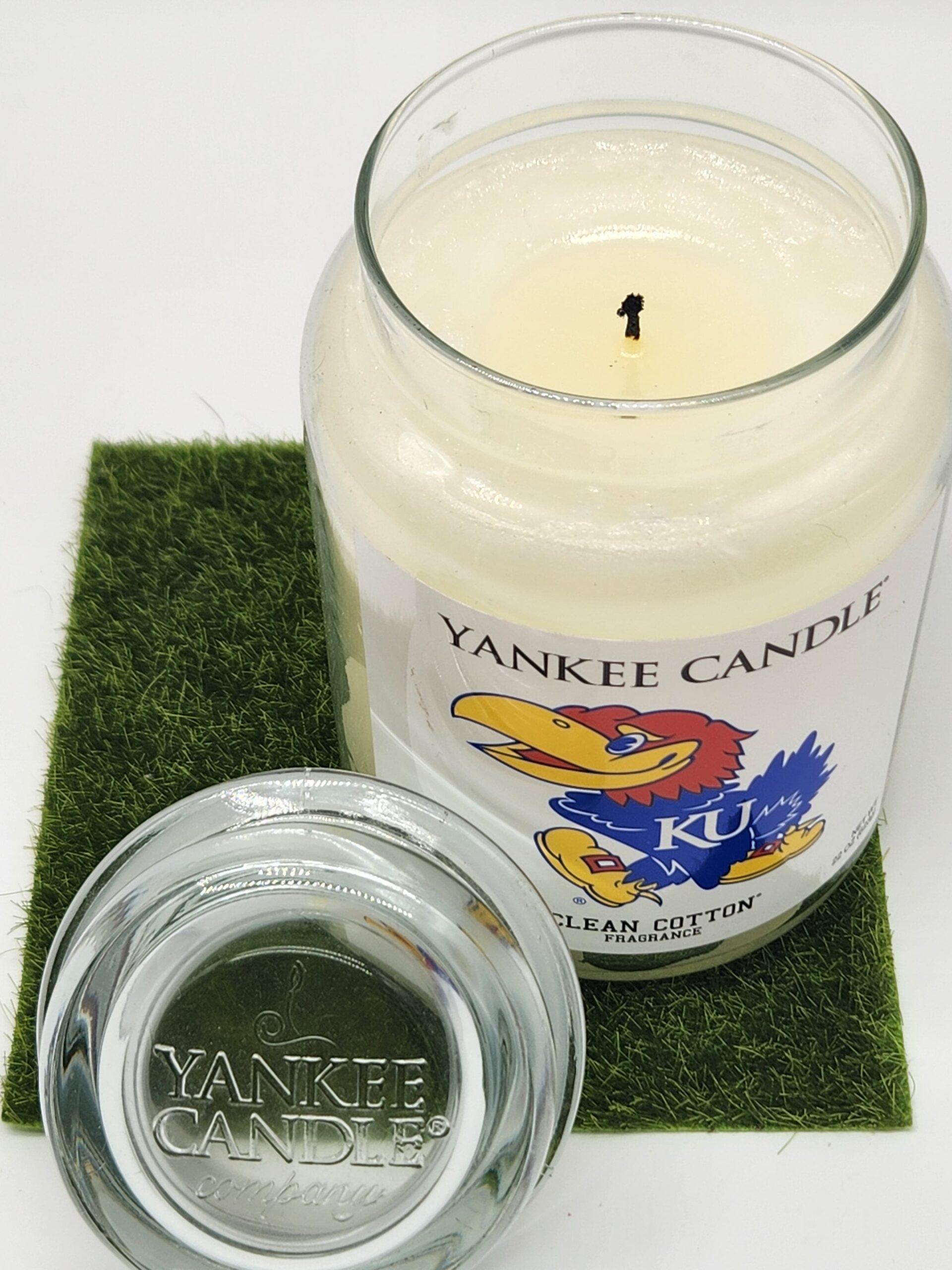 Kansas Jayhawks Yankee Candle Co. 22 oz Candle - Officially Licensed - Image 3