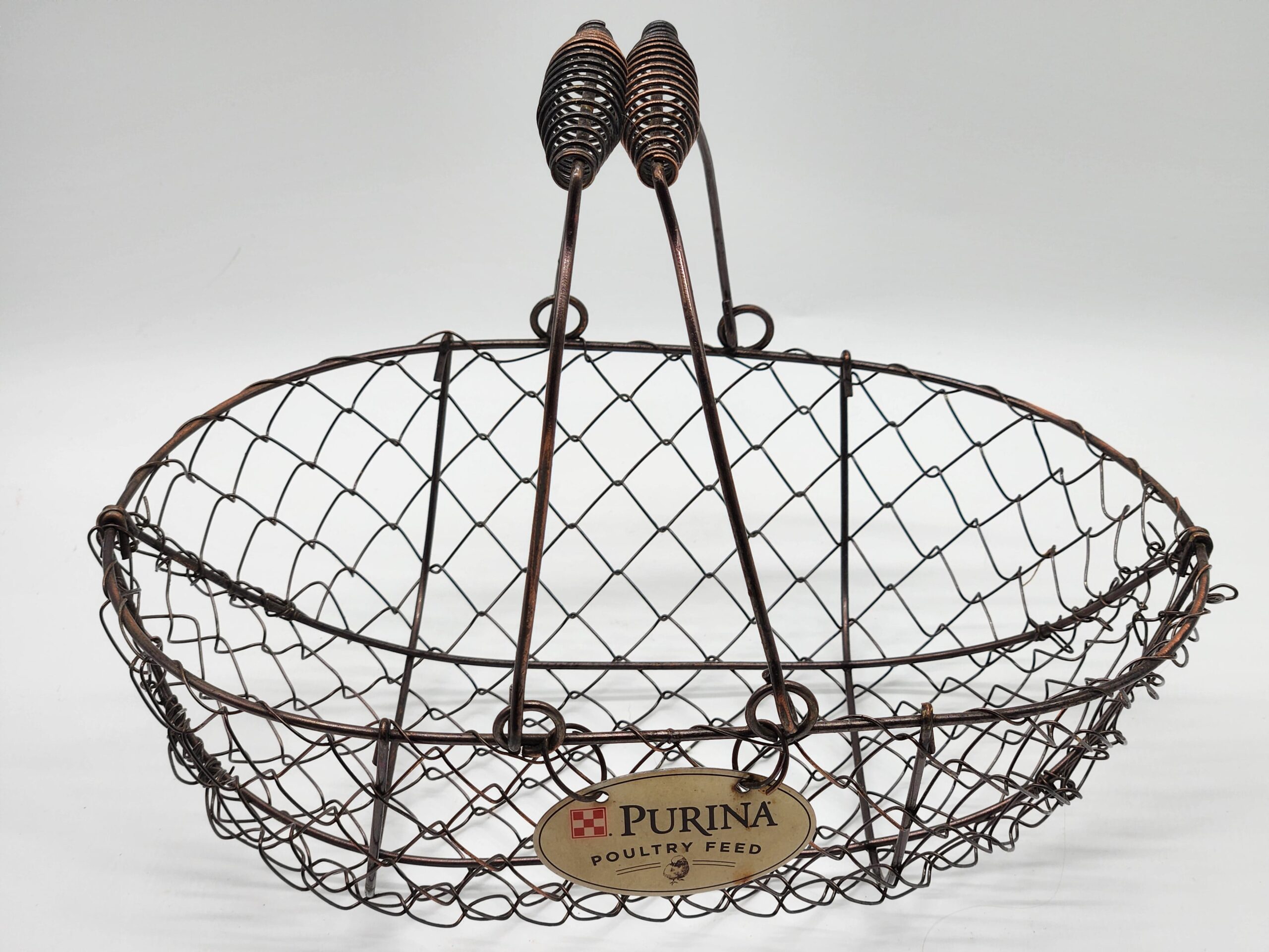 VTG Purina Poultry Feed Iron Wire Egg Basket