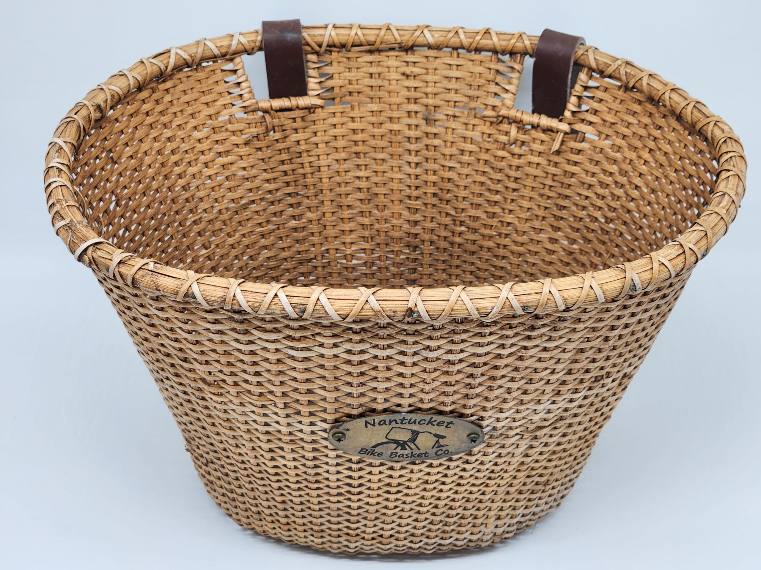 Nantucket Bike Basket Co. Lightship Oval Vintage Bicycle Basket - Image 2