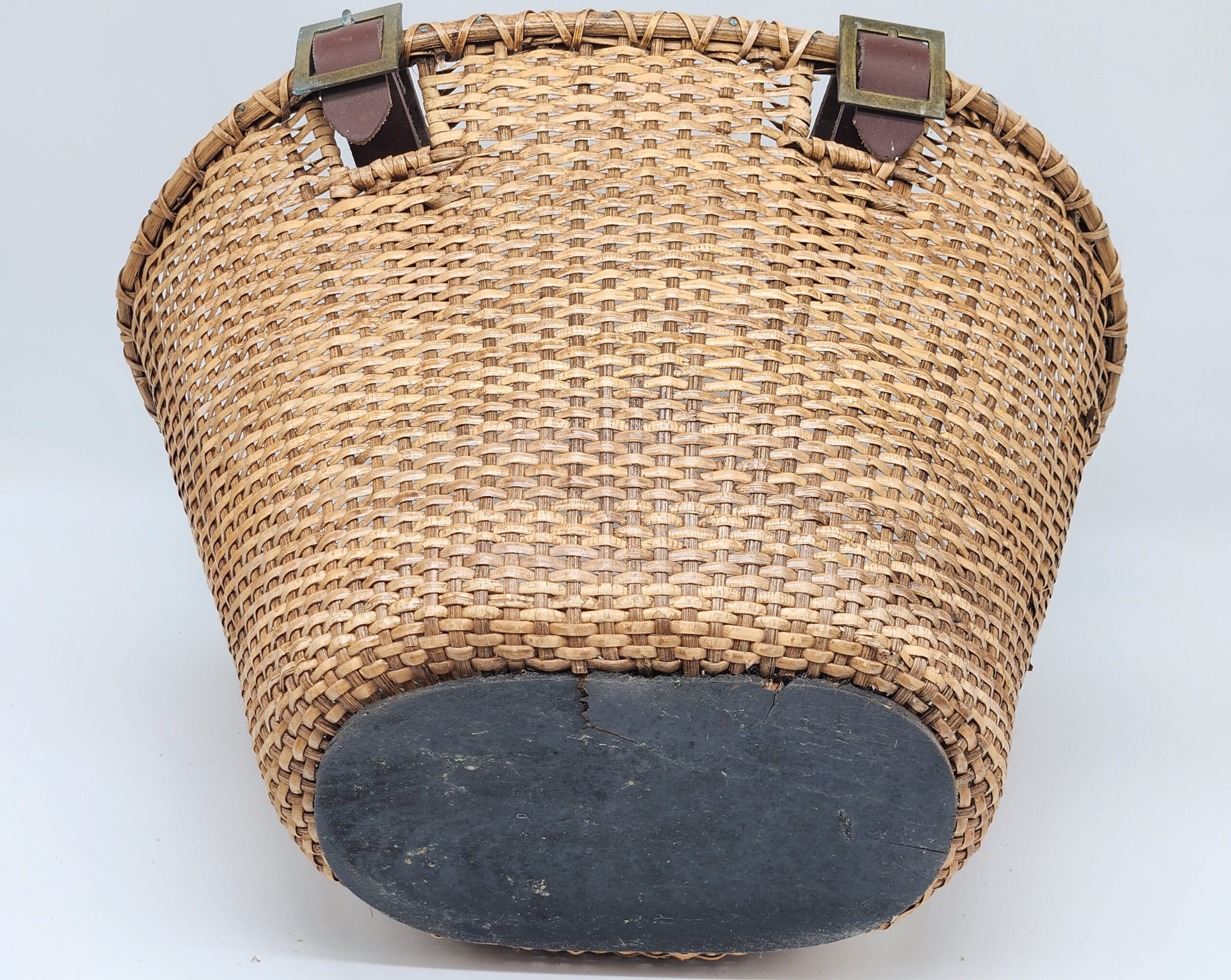 Nantucket Bike Basket Co. Lightship Oval Vintage Bicycle Basket - Image 7