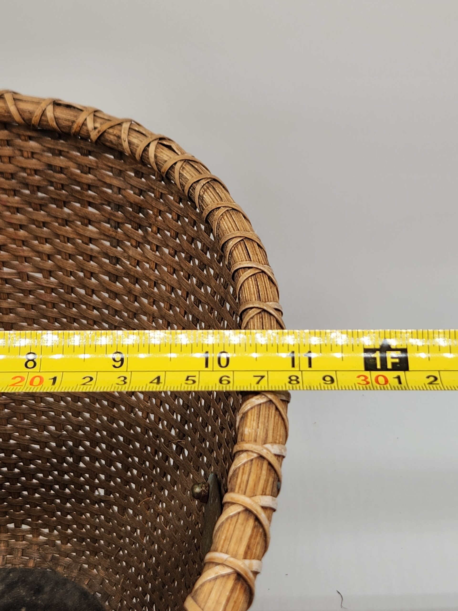 Nantucket Bike Basket Co. Lightship Oval Vintage Bicycle Basket - Image 9