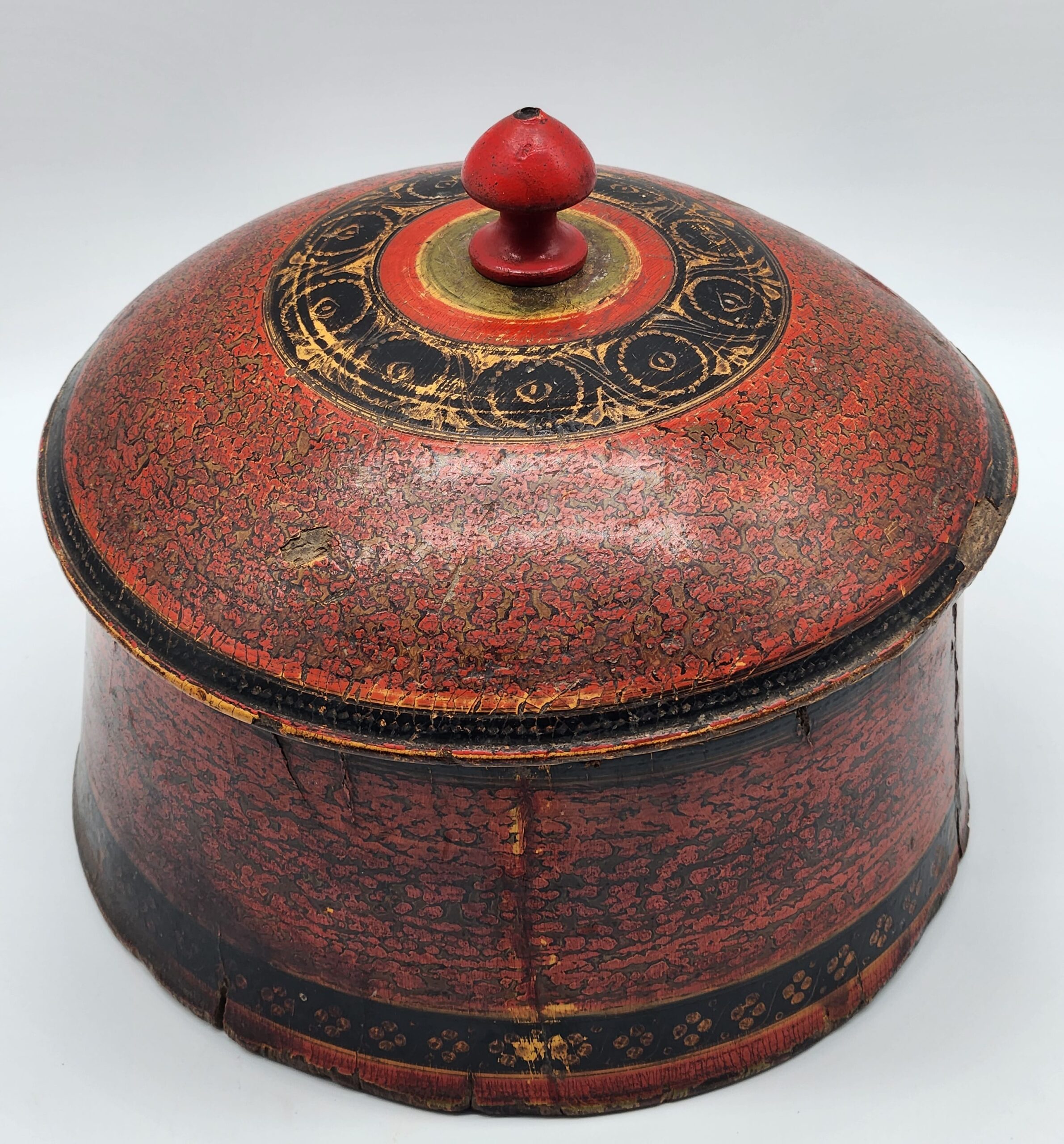 ANTIQUE 19th Century Burma Red Lacquer Carved Teak Buddhist Offering Box - Image 8