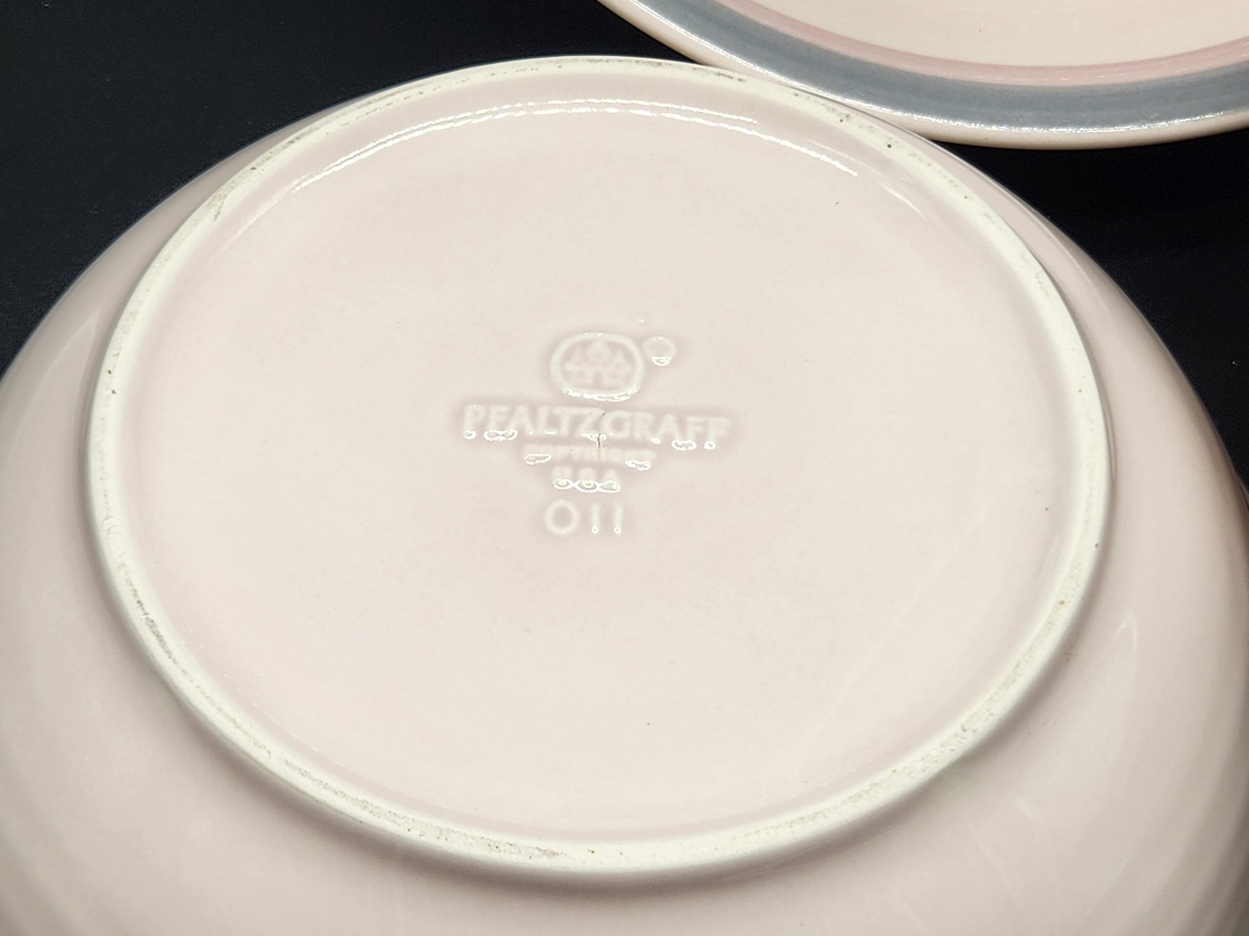 1990s Pfaltzgraff Aura Pink Stoneware Serving and Pasta Bowls - Image 5