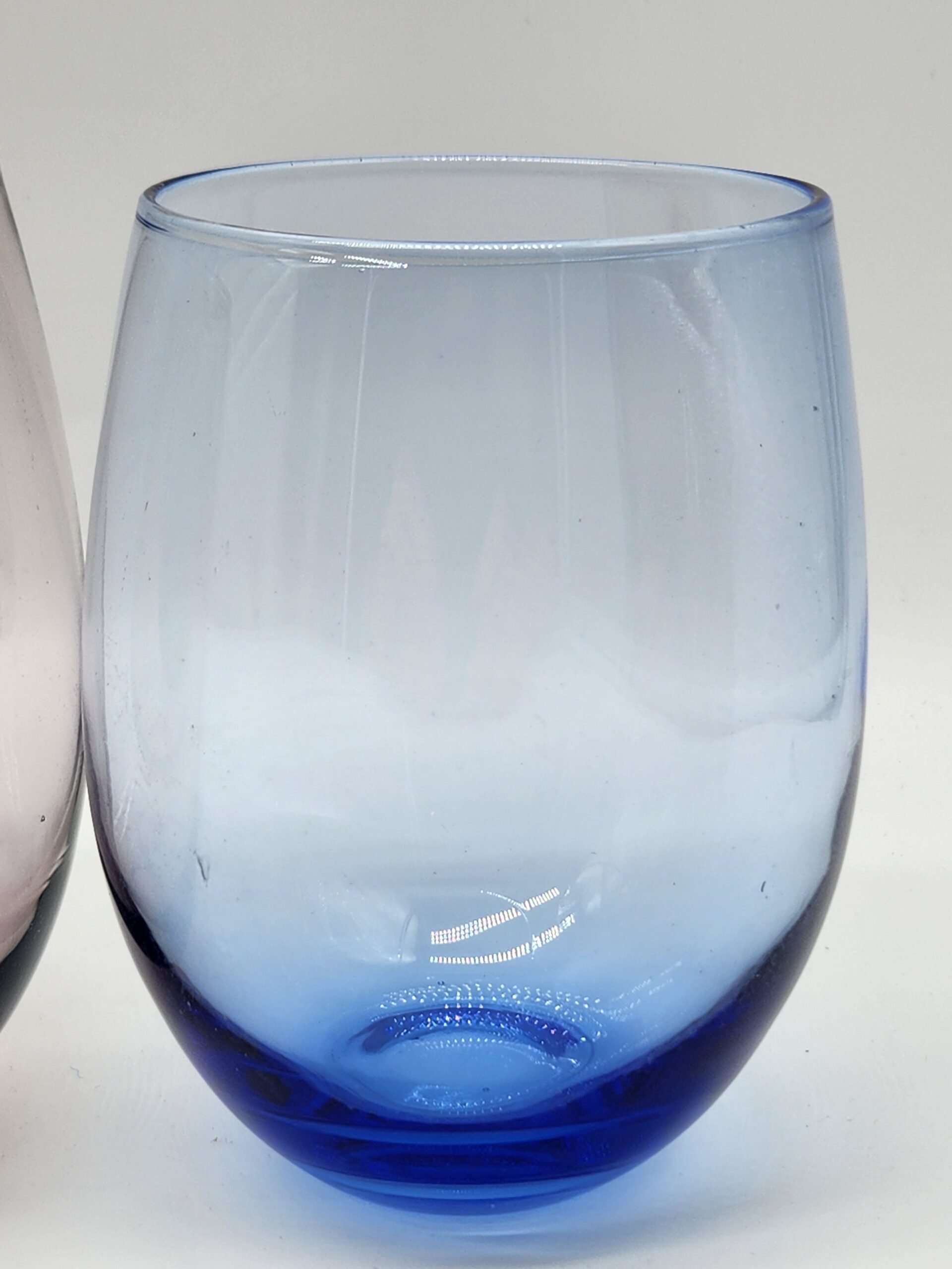 JoyJolt Hue Set of 4 Hand-Blown Crystal Stemless Wine Glasses - Image 5