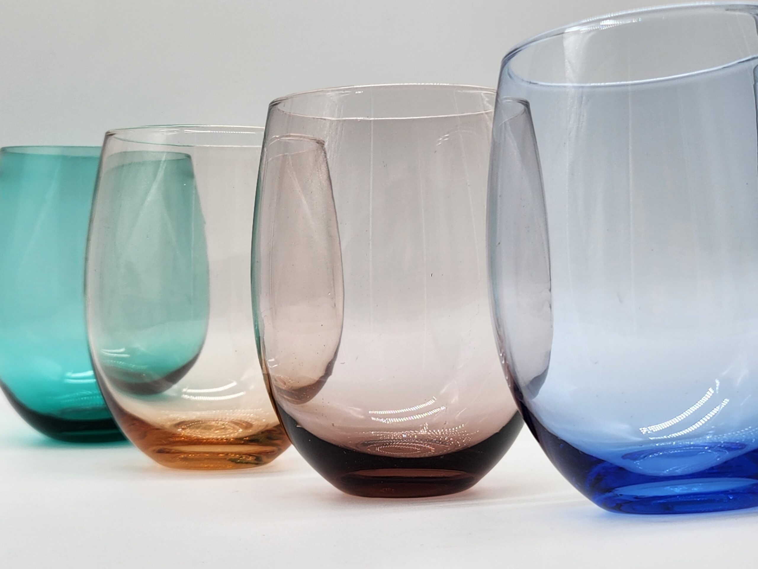 JoyJolt Hue Set of 4 Hand-Blown Crystal Stemless Wine Glasses - Image 7
