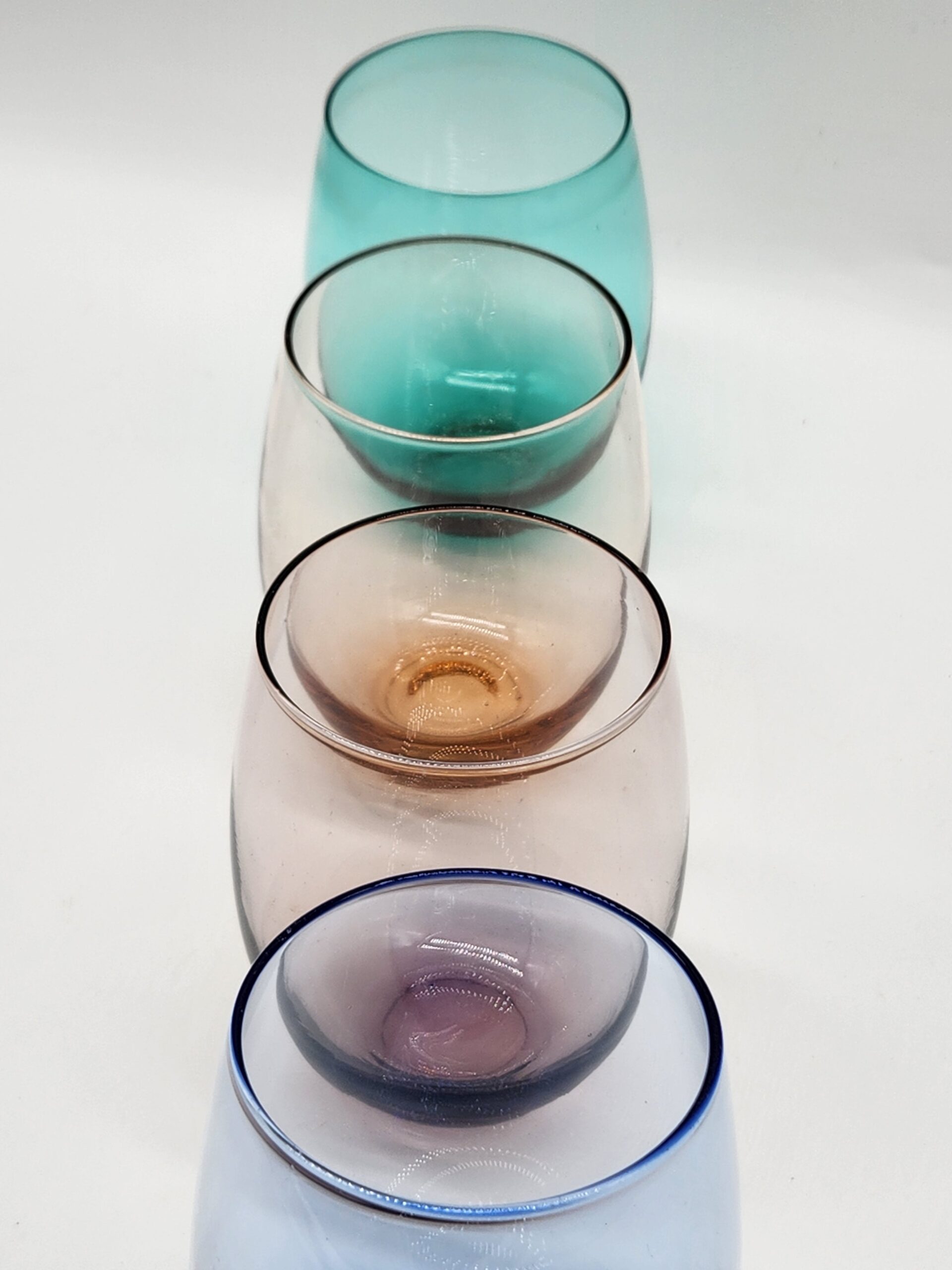 JoyJolt Hue Set of 4 Hand-Blown Crystal Stemless Wine Glasses - Image 8
