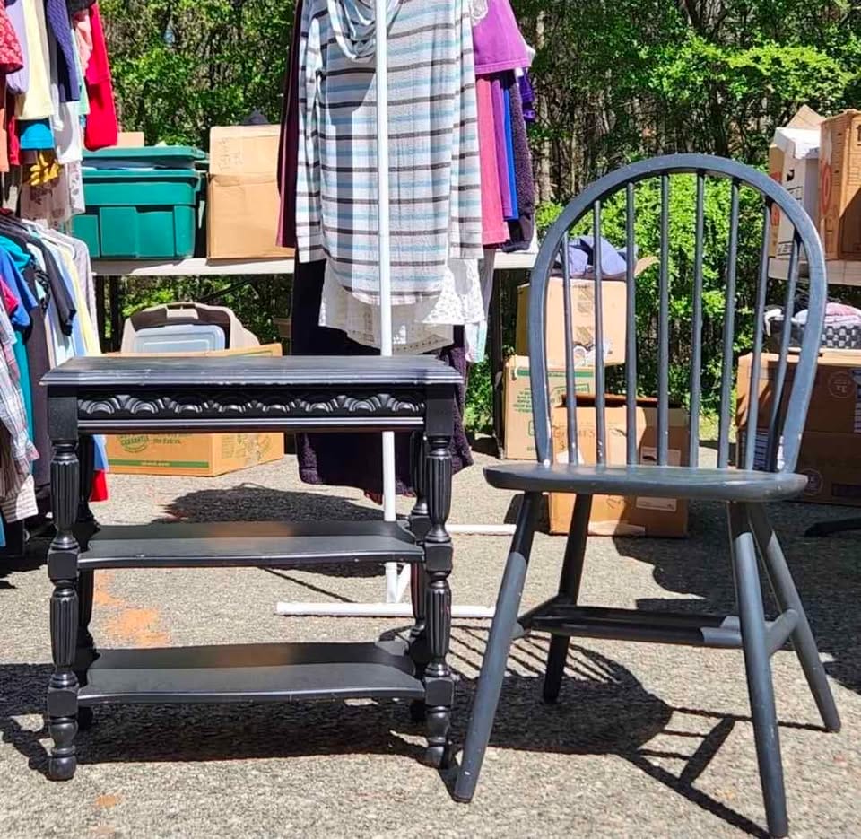 Classic/Traditional Vintage Turned Leg Side Table - Image 3