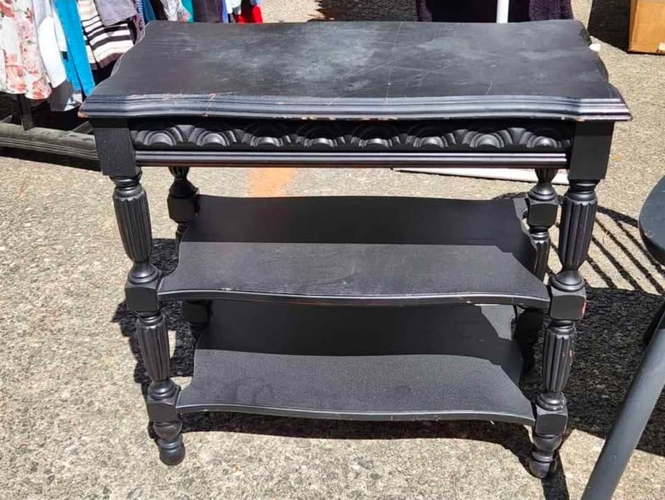 Classic/Traditional Vintage Turned Leg Side Table - Image 4