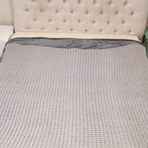 Soft Chunky Cozy Chenille Yarn Throw Blanket