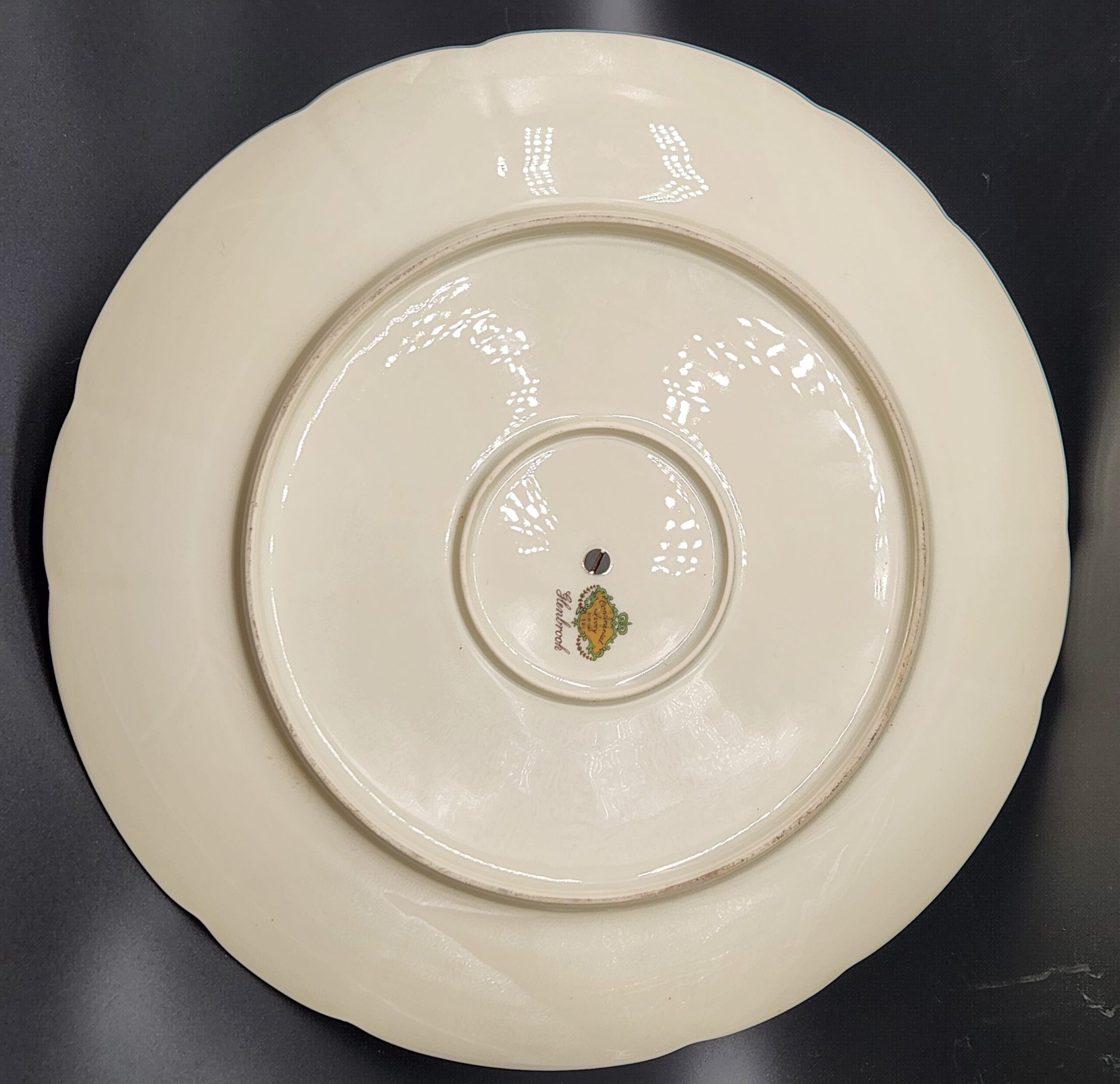 1940s Rosenthal Continental Ivory Glenbrook 13-inch center-handle dessert plate - Image 6