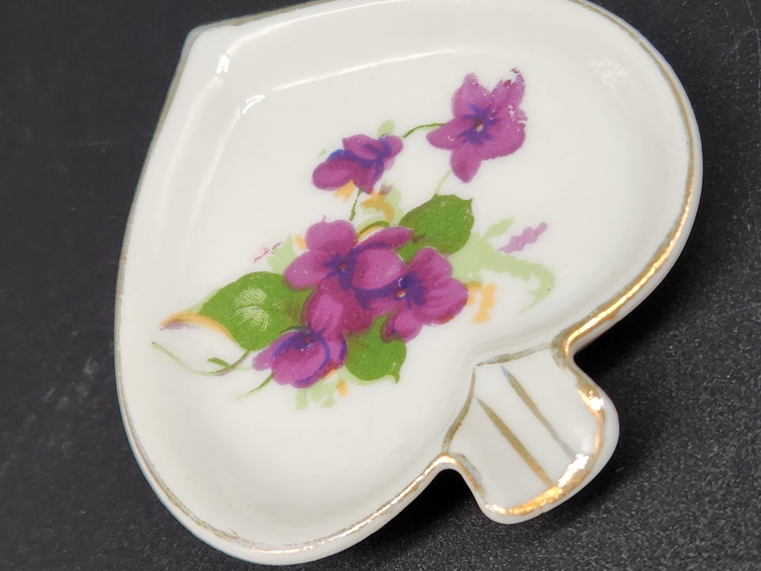 1946-1955 Vintage Mid-Century Lefton Heart-Shaped Trinket Dish Ashtray - Image 3