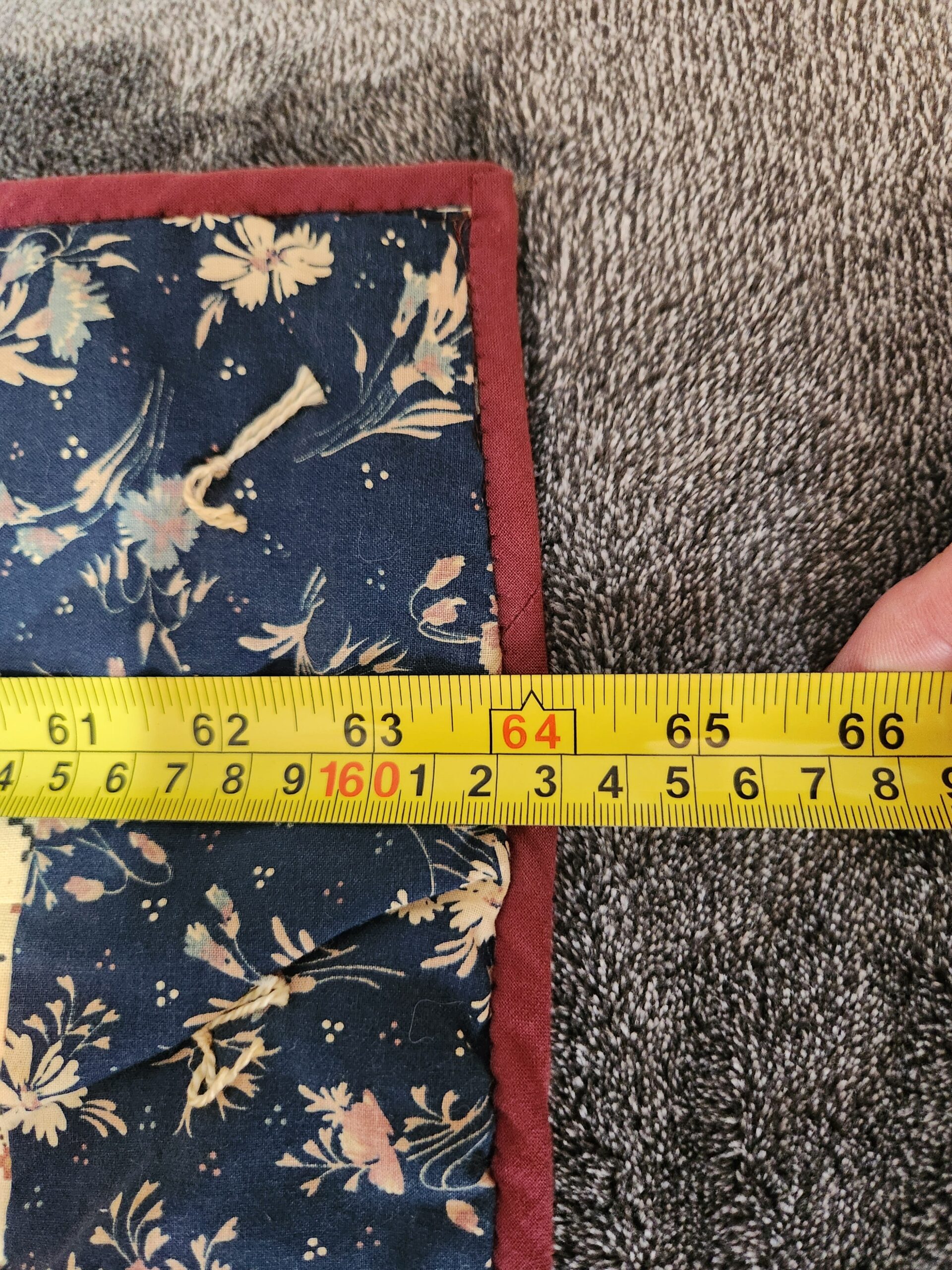 Vintage 1988 Signed Handmade Blue Calico Quilt Triple Rail Fence w/ Appliquéd Flower - Image 10